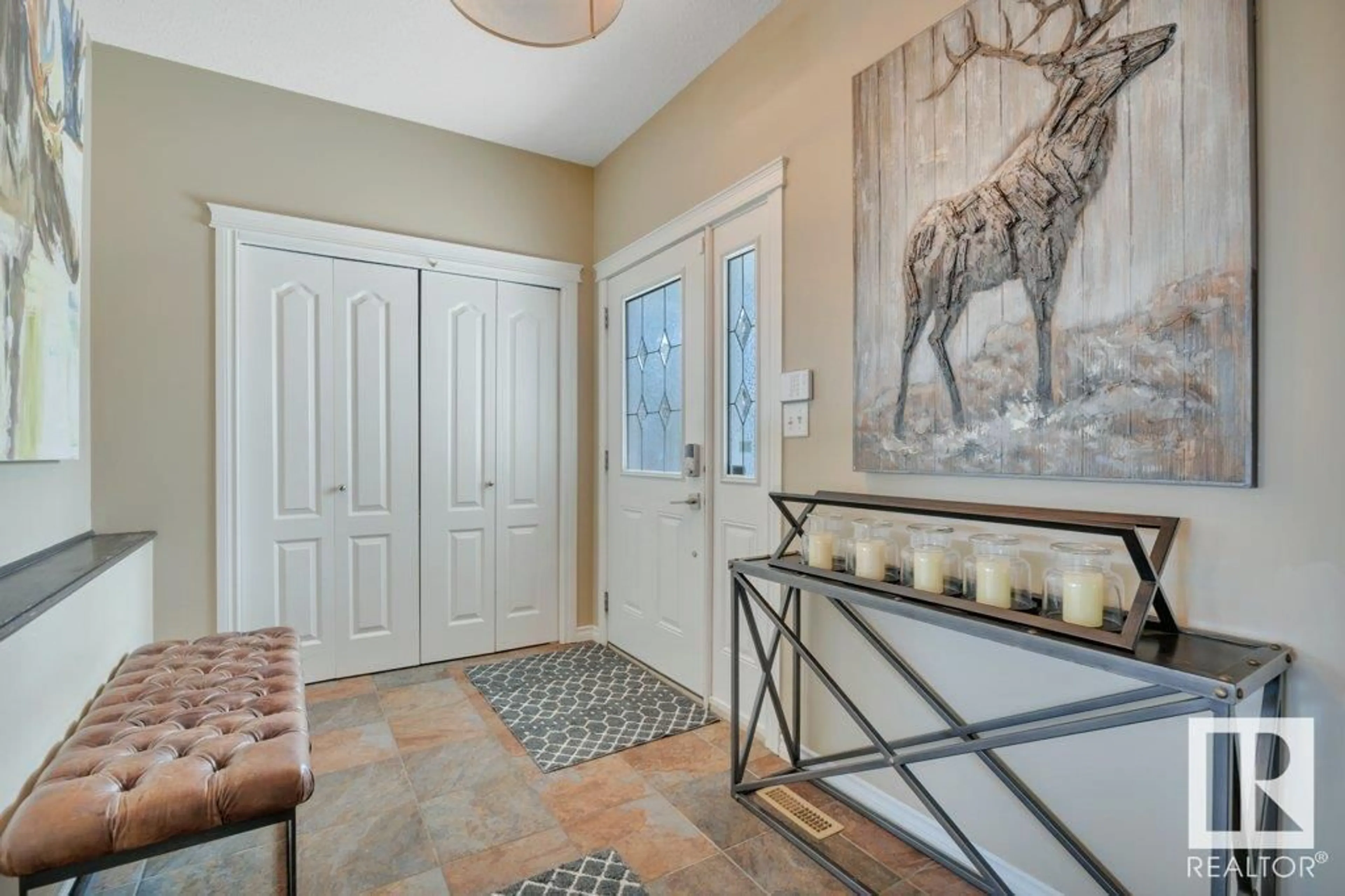 Indoor entryway for 126 RIDGELAND CR, Sherwood Park Alberta T8A6N6