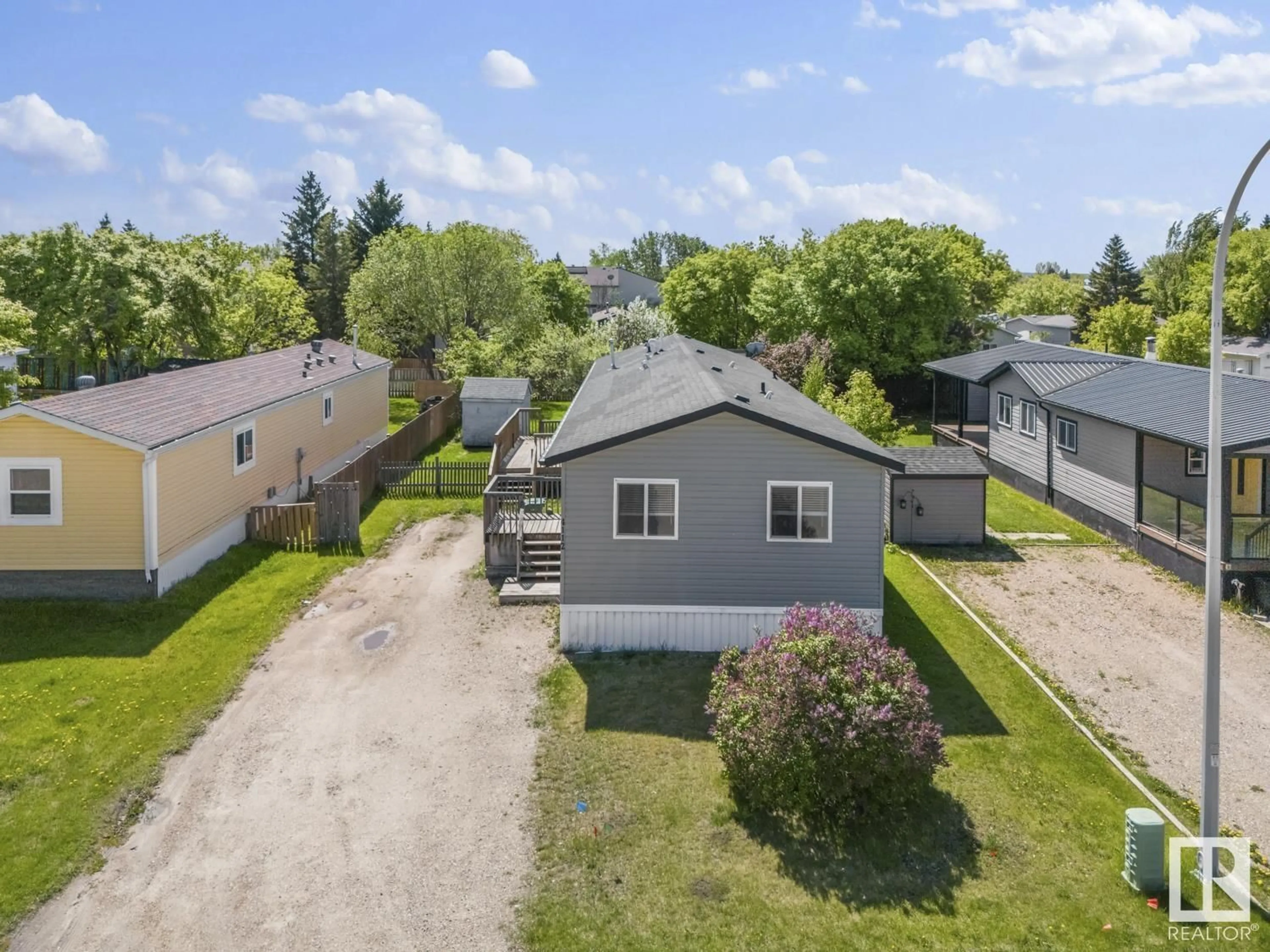 A pic from outside/outdoor area/front of a property/back of a property/a pic from drone, street for 4112 49 AV, Bonnyville Town Alberta T9N1G1