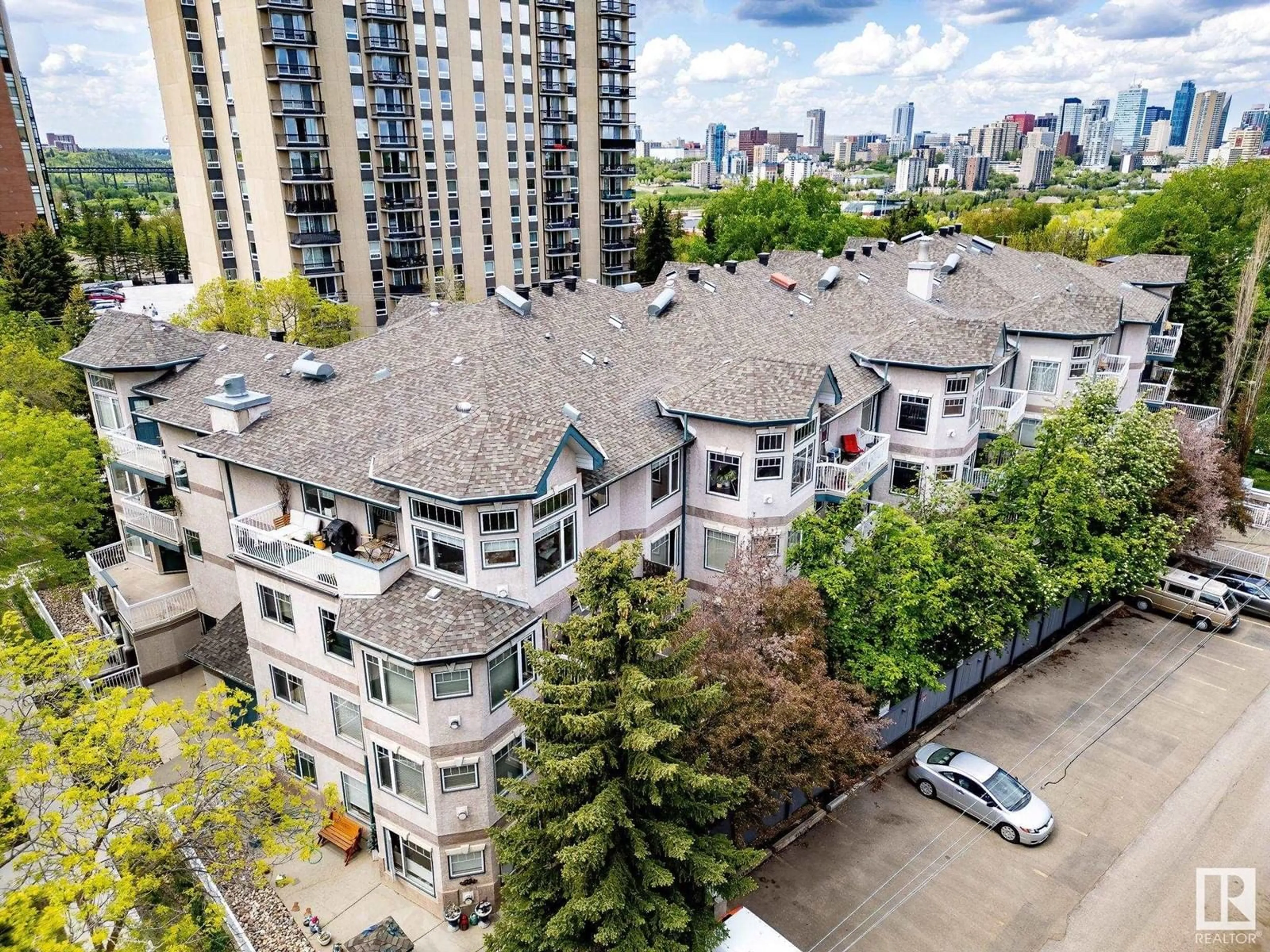 A pic from outside/outdoor area/front of a property/back of a property/a pic from drone, city buildings view from balcony for 406 - 8909 100 ST NW, Edmonton Alberta T6E6T4