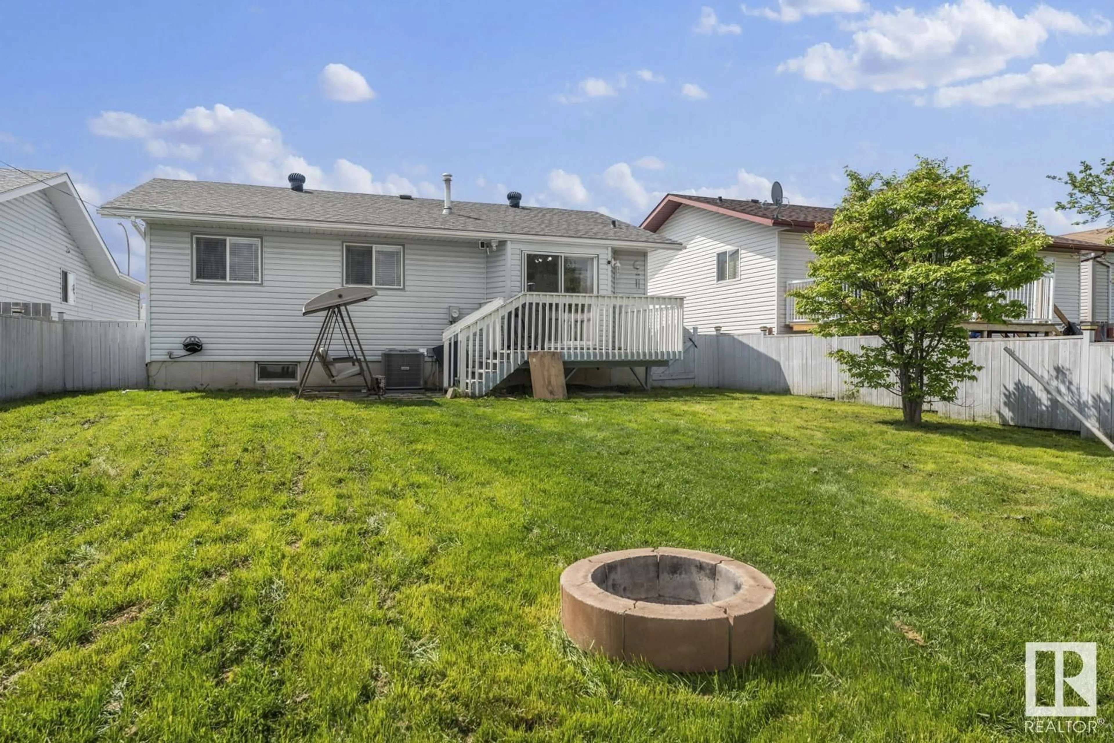 Patio, unknown for 4508 49 AV, Cold Lake Alberta T9M1Z6