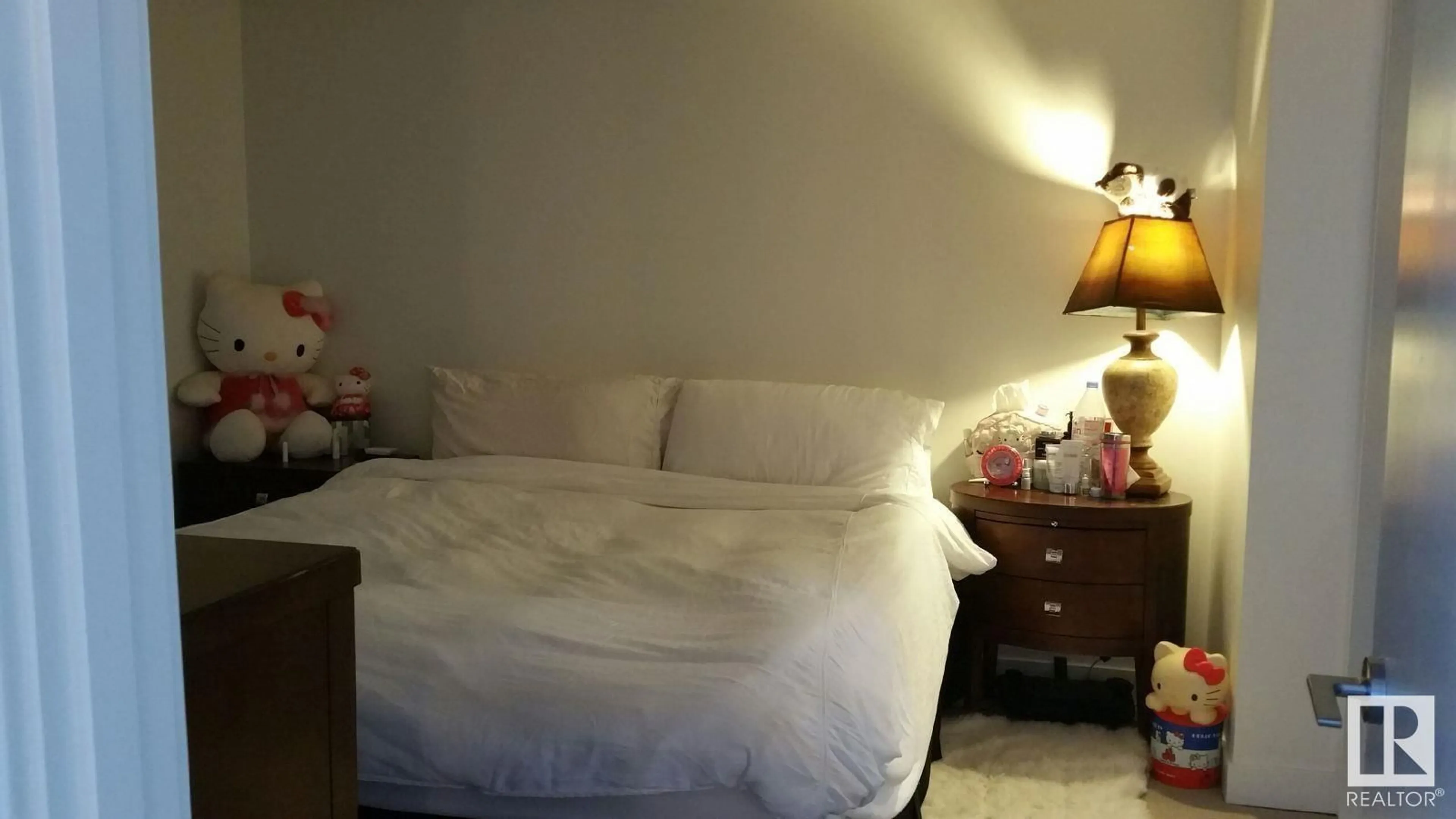 A pic of a room for #315 - 2504 109 ST, Edmonton Alberta T6J3T1