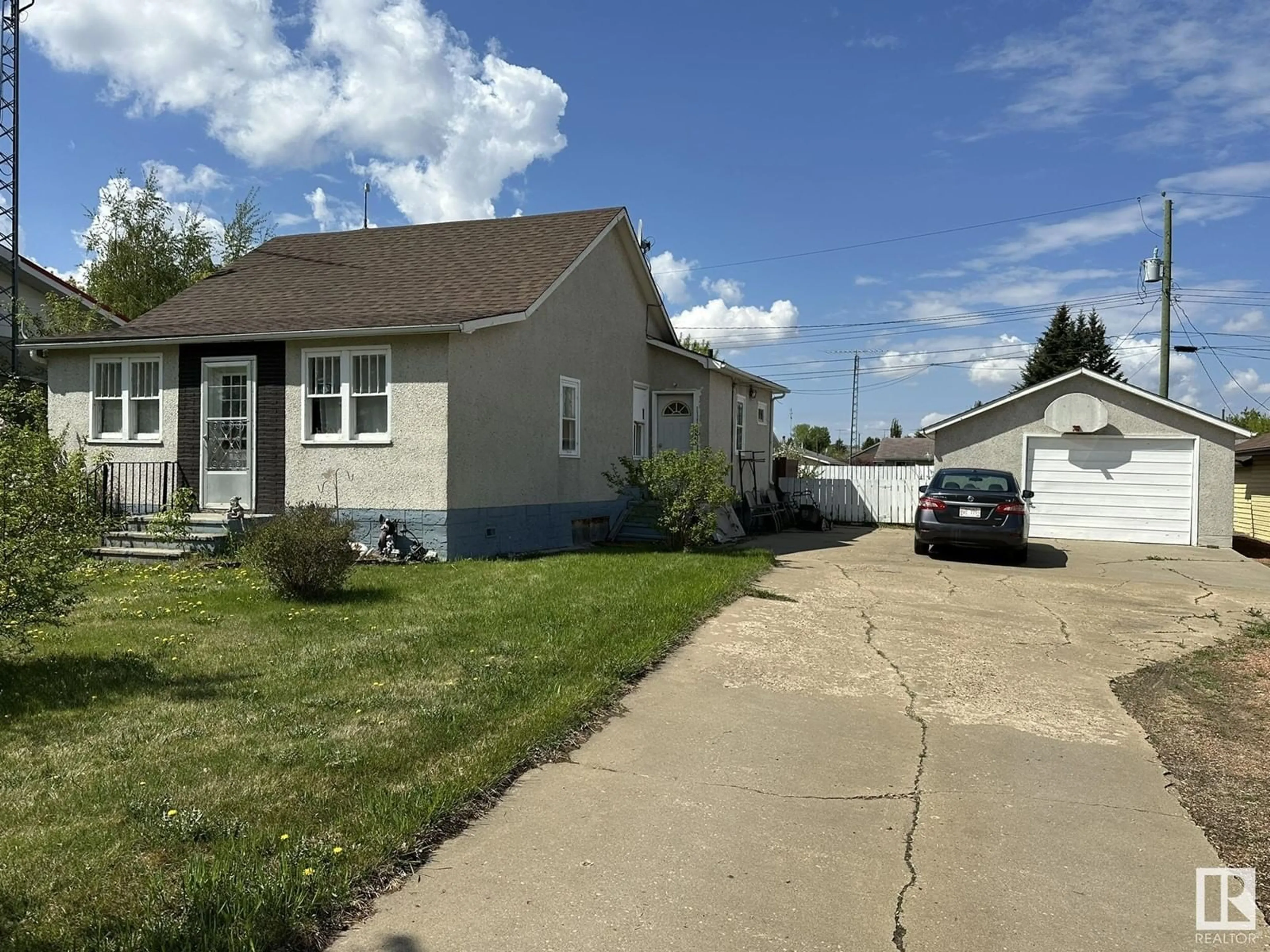 Unknown for 4510 50 ST, Smoky Lake Town Alberta T0A3C0