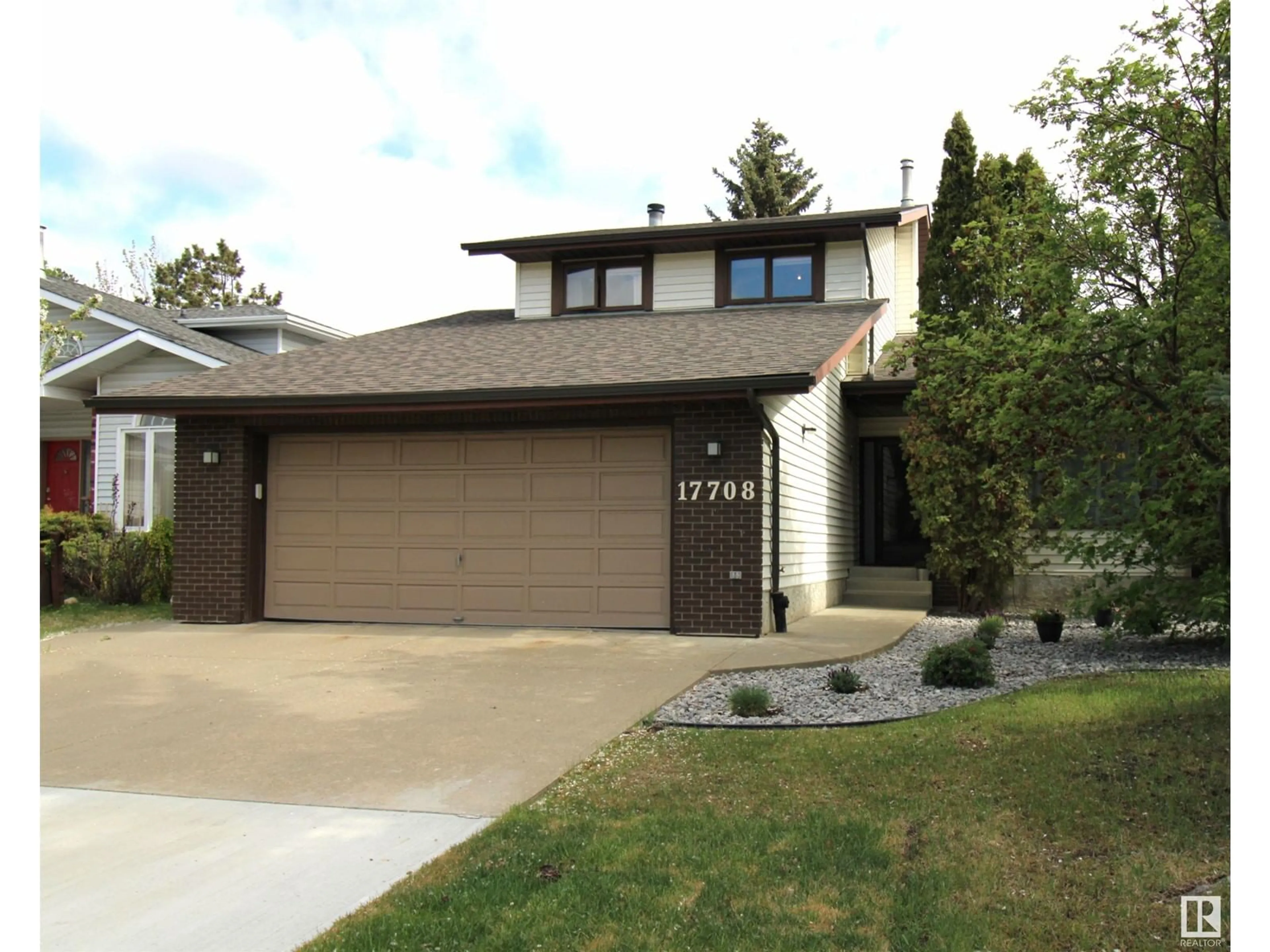 Unknown for NW - 17708 55 AV, Edmonton Alberta T6M1C9