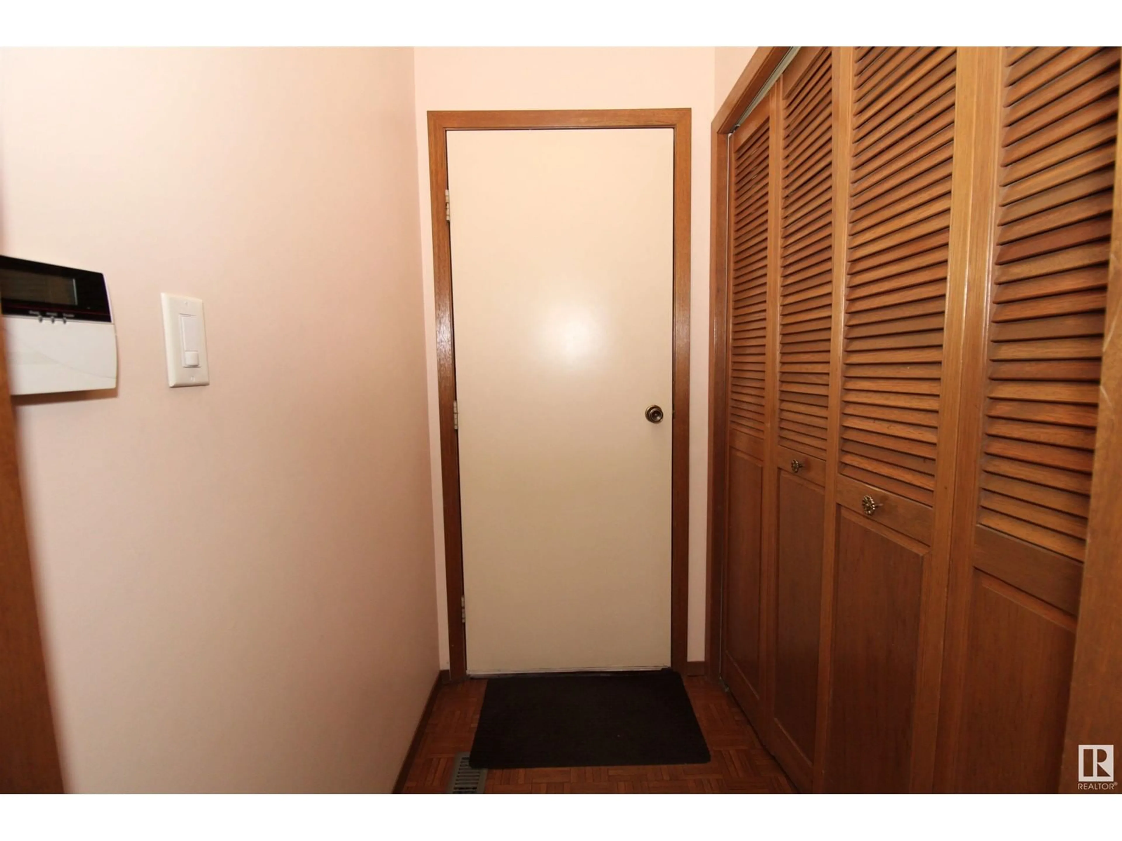 Unknown for NW - 17708 55 AV, Edmonton Alberta T6M1C9