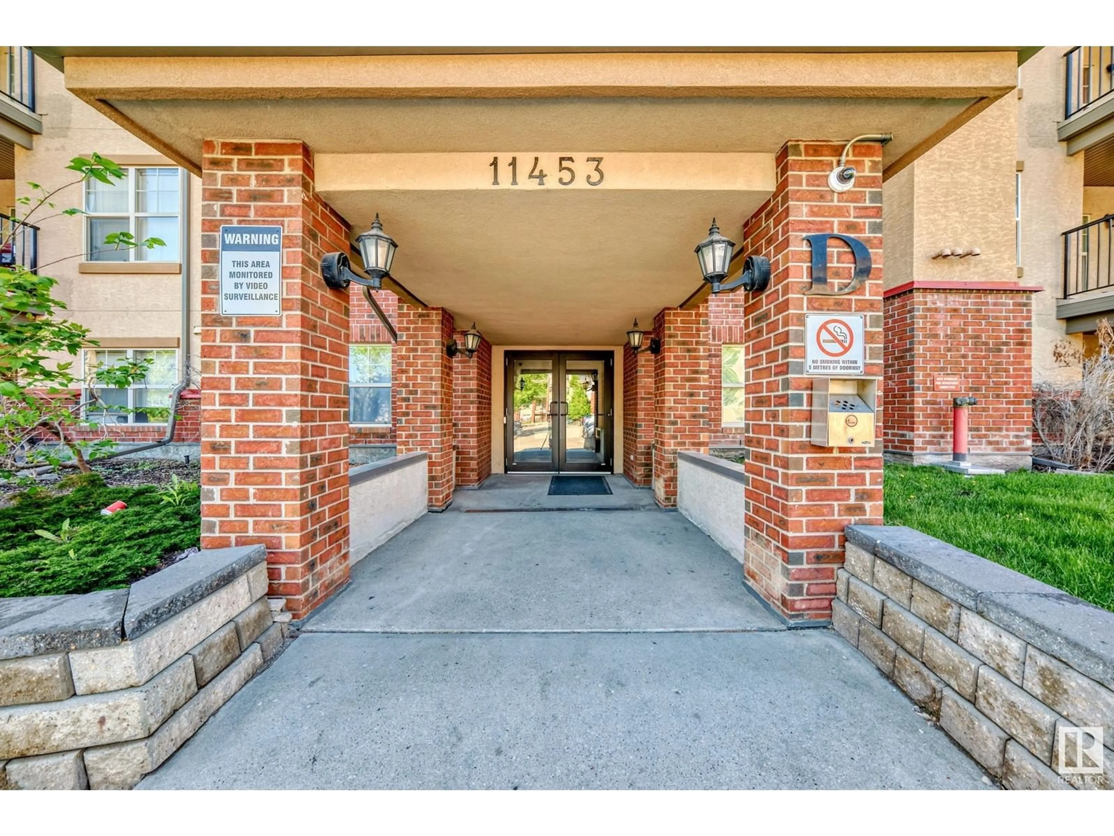 Indoor entryway for #305 - 11453 ELLERSLIE RD, Edmonton Alberta T6W1T2