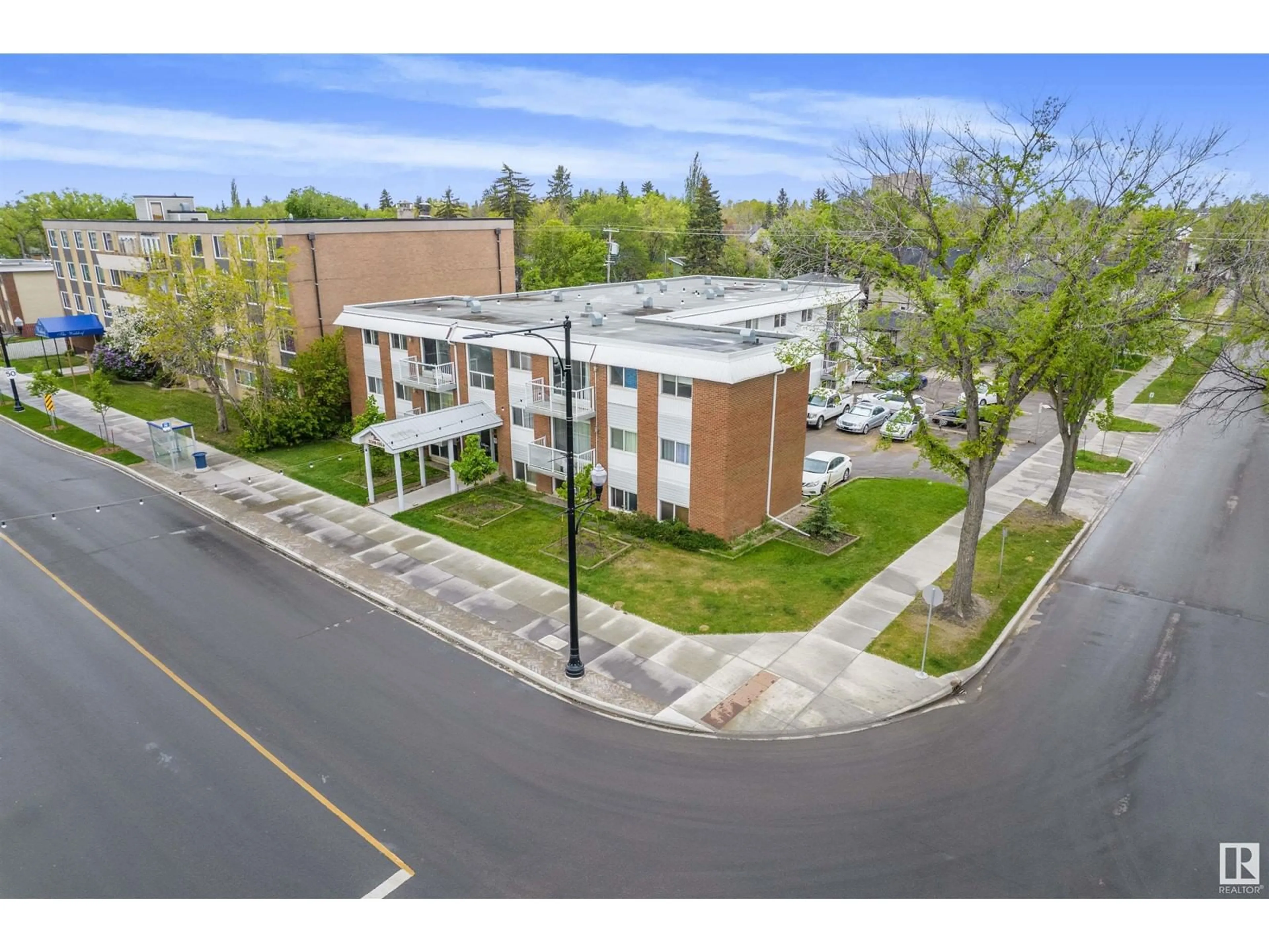 A pic from outside/outdoor area/front of a property/back of a property/a pic from drone, unknown for #303 - 11340 124 ST, Edmonton Alberta T5M0K1