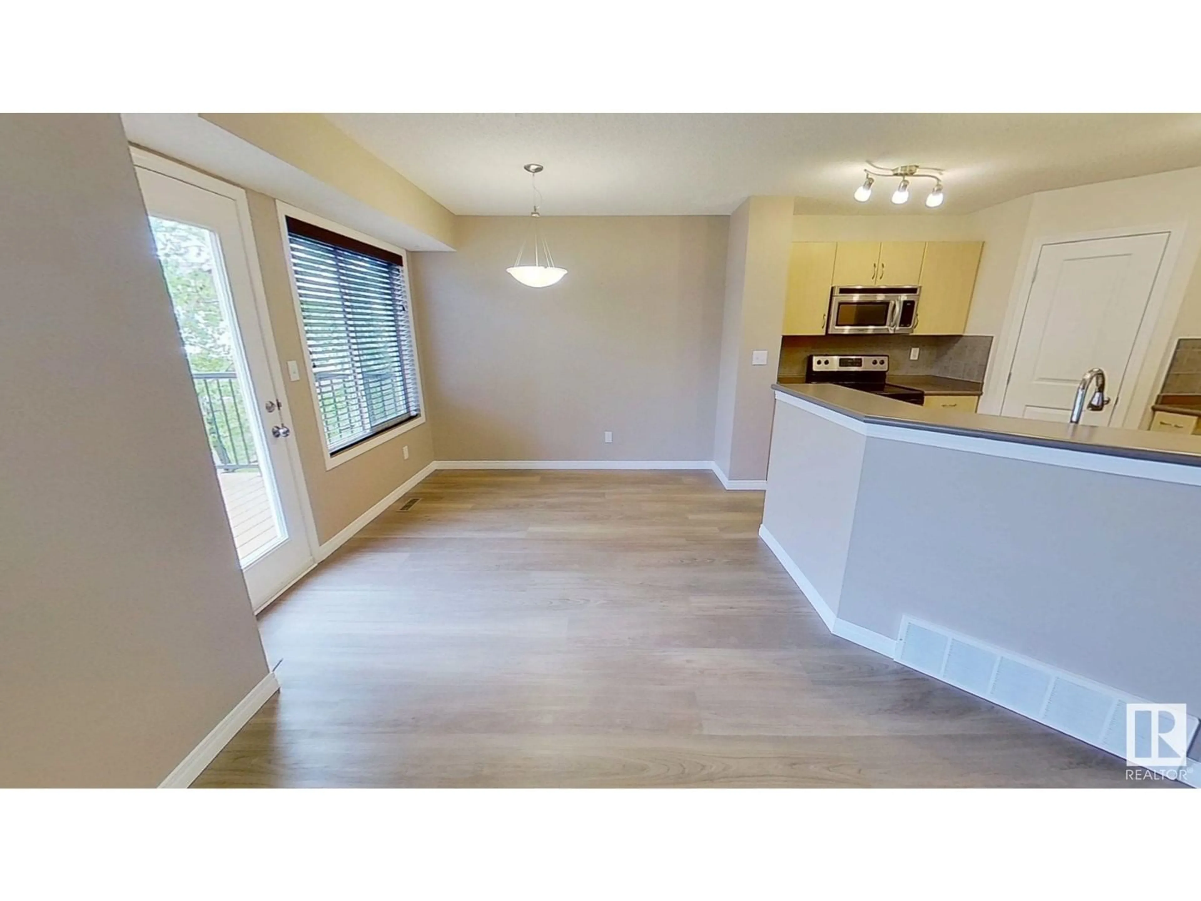 A pic of a room for 112 21 SUMMERWOOD DR, Sherwood Park Alberta T8H0C5