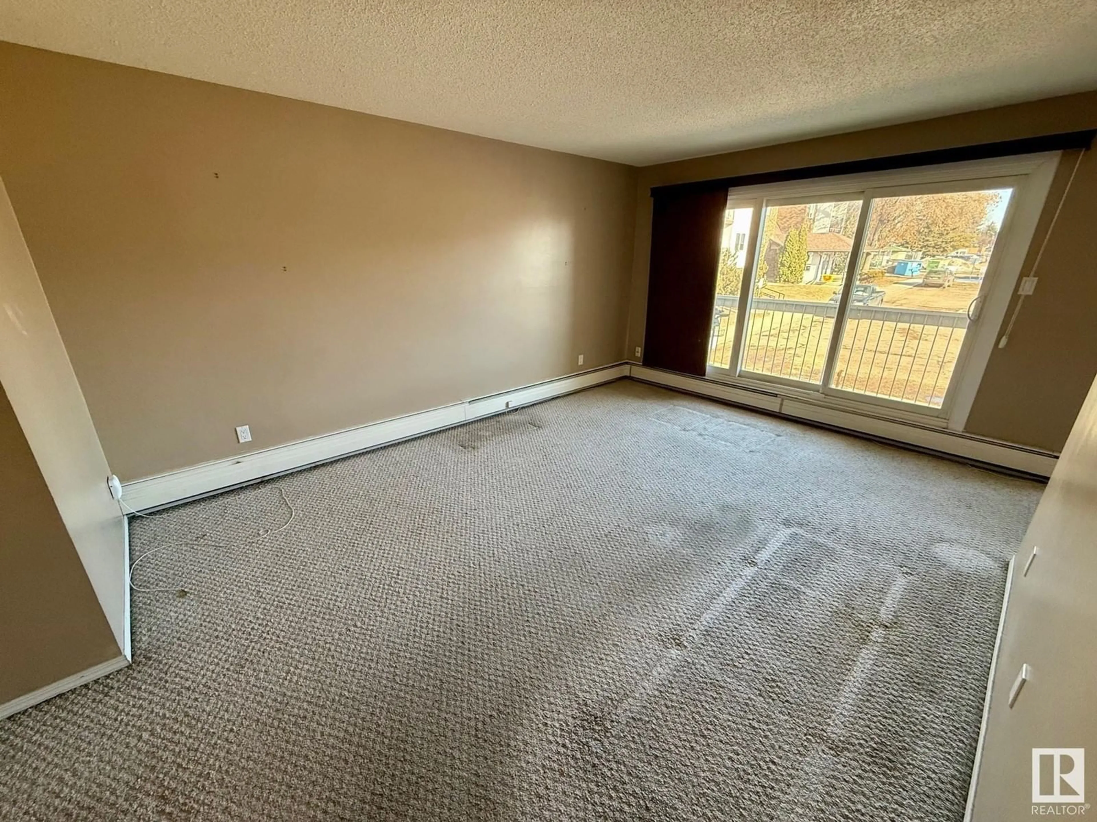 A pic of a room for #208 - 11430 40 AV, Edmonton Alberta T6J0T9