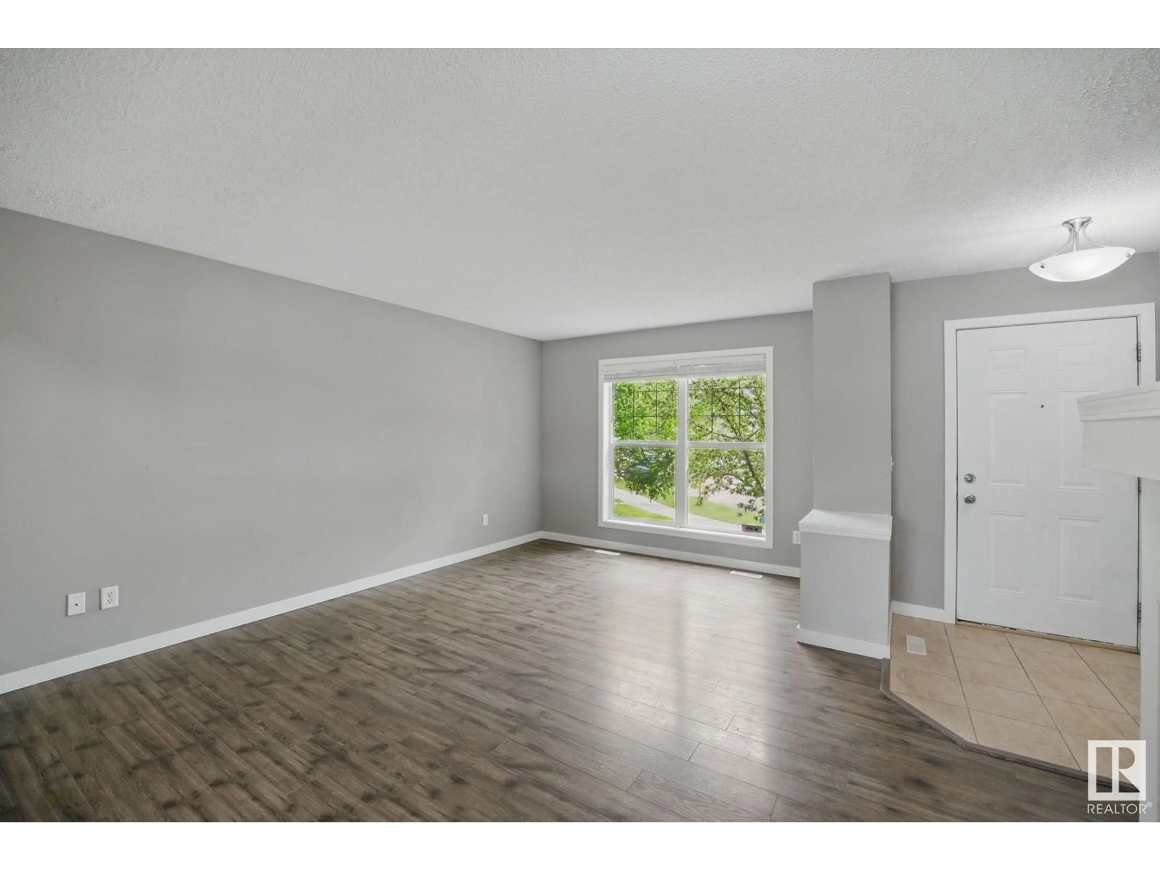 A pic of a room for SW - 1524 75 ST, Edmonton Alberta T6X0E1