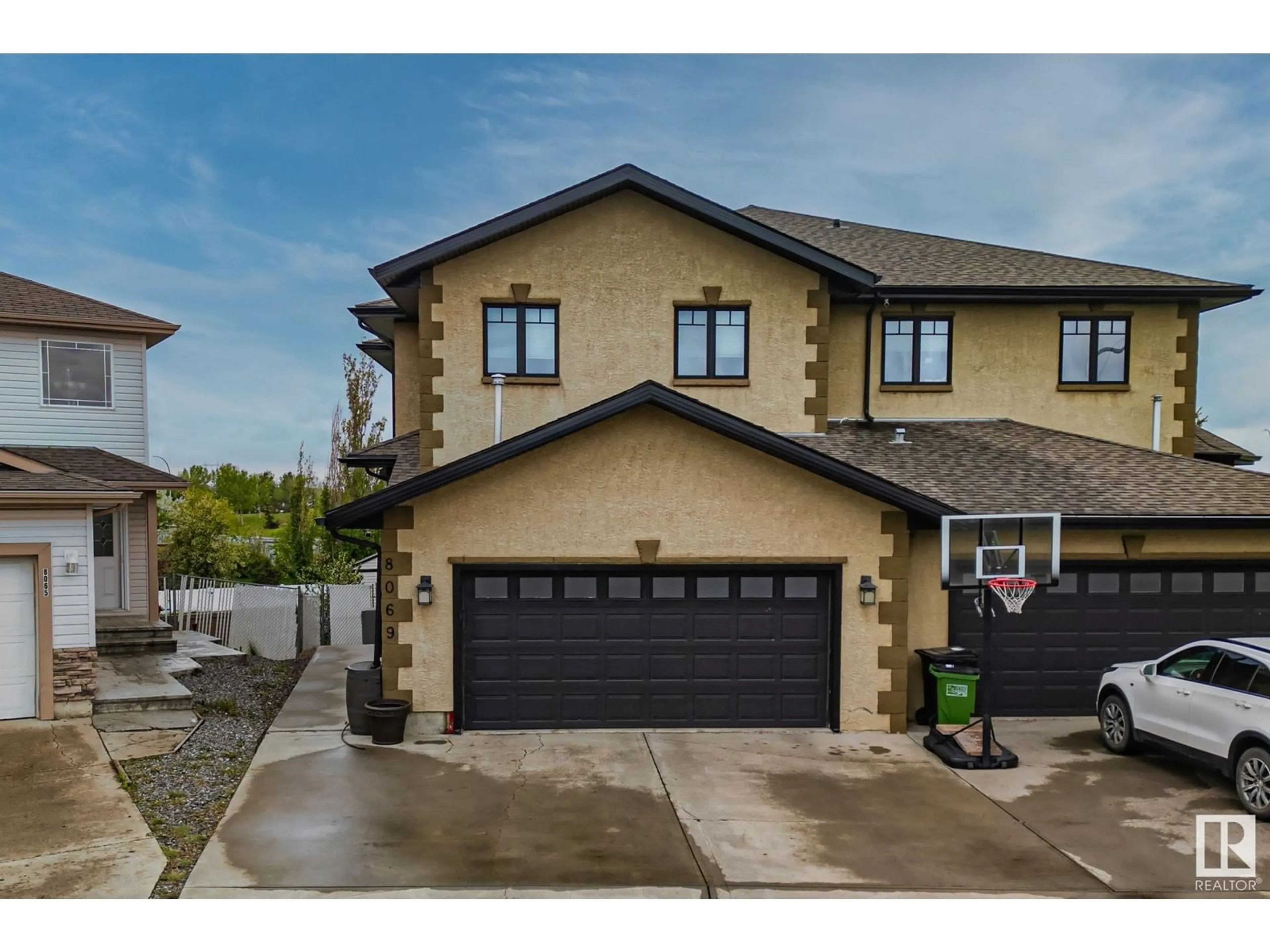 Unknown for 8069 166A AV, Edmonton Alberta T5Z3W1