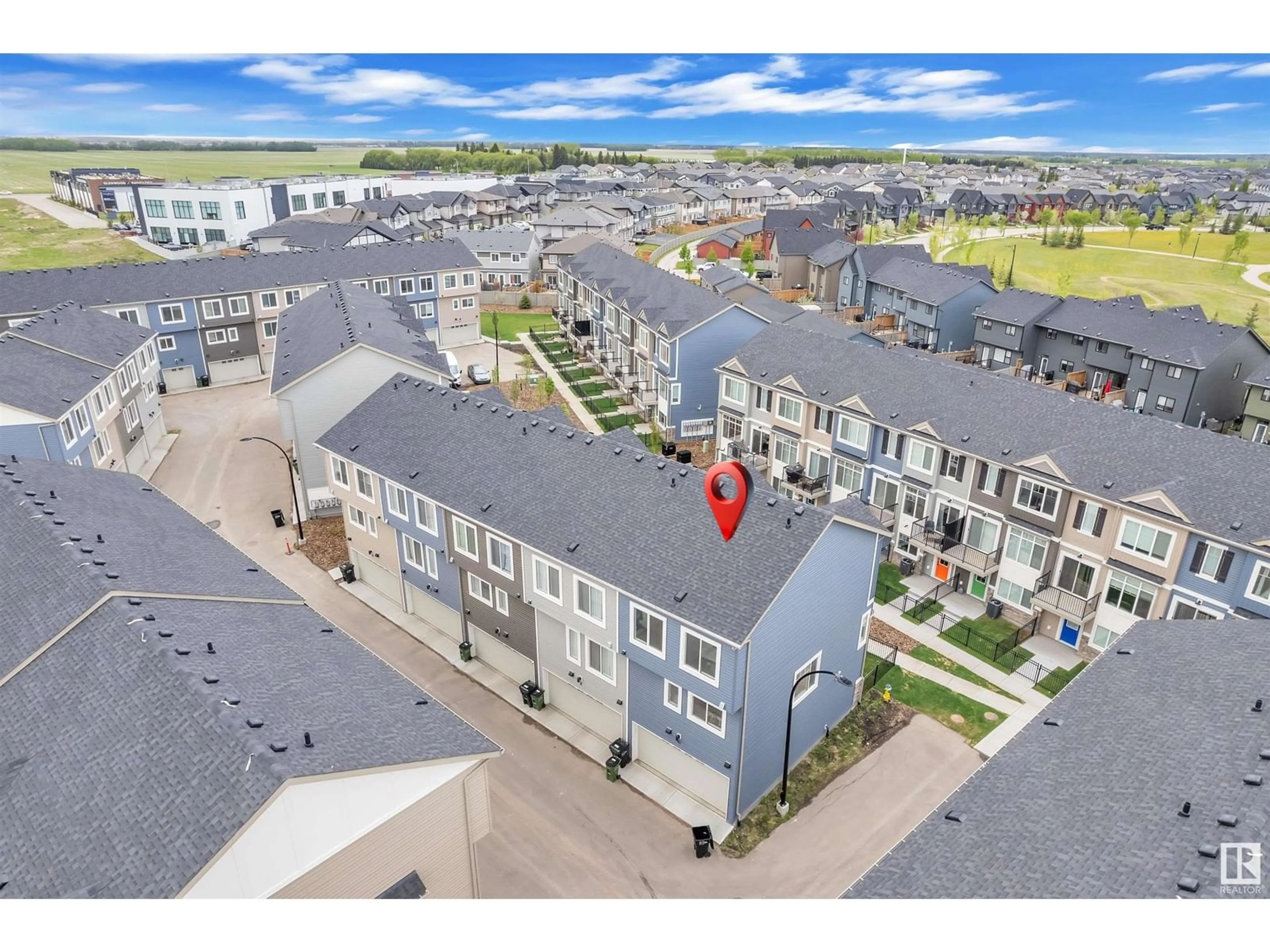 A pic from outside/outdoor area/front of a property/back of a property/a pic from drone, unknown for #10 - 6214 CARTMELL CO, Edmonton Alberta T6W3L5