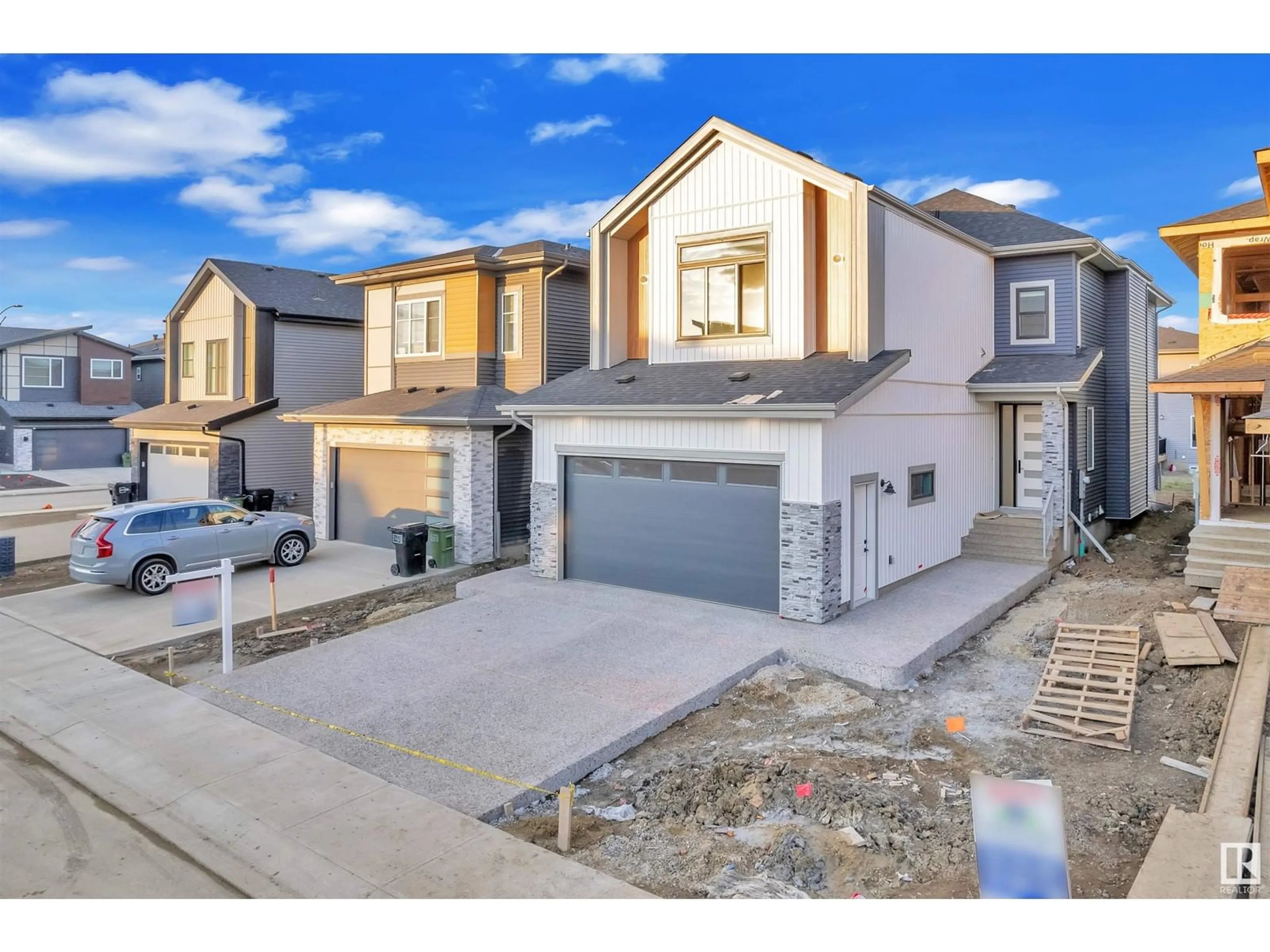 Unknown for SW SW - 8907 MAYDAY WY, Edmonton Alberta T6X3E6