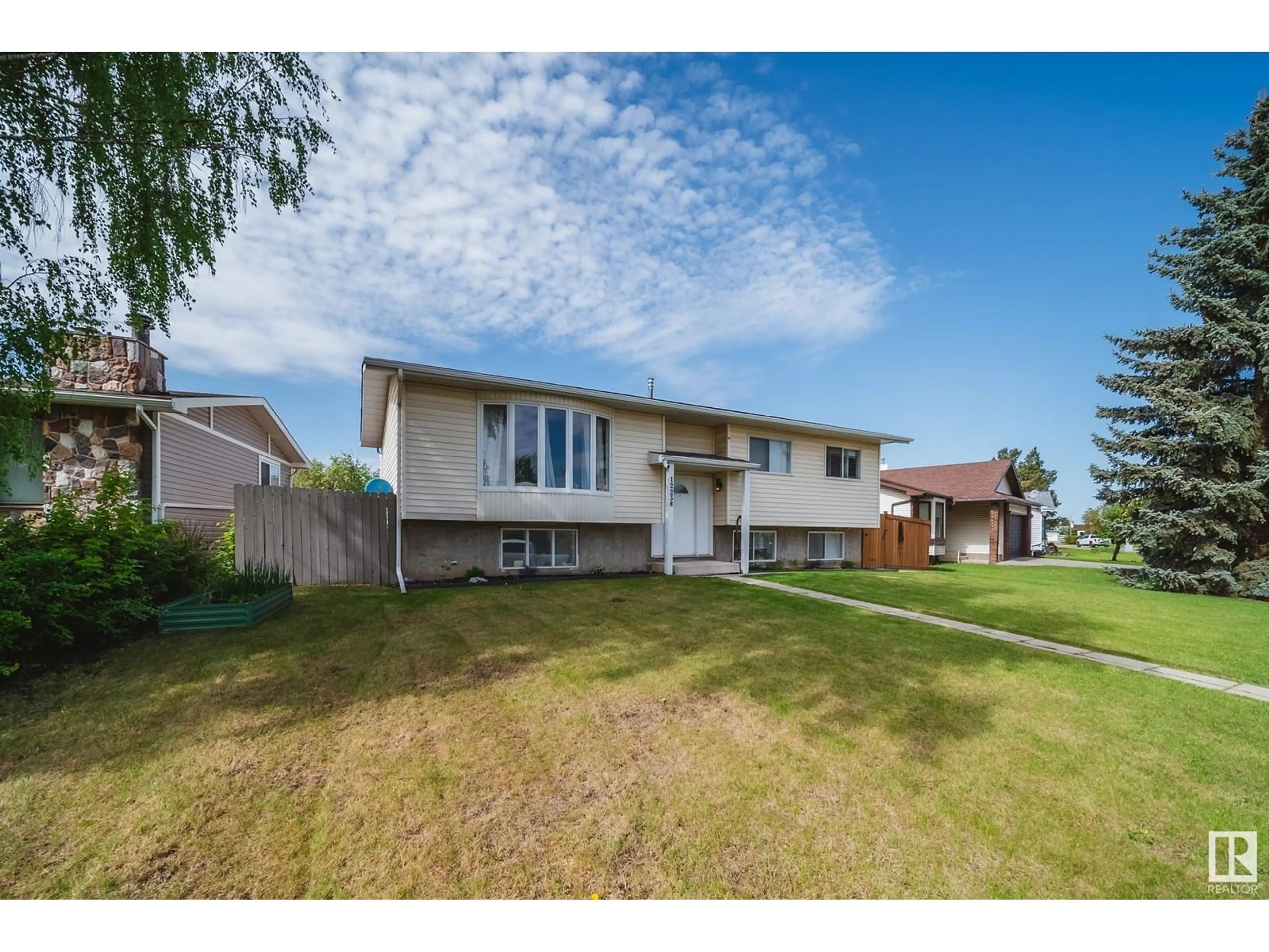 A pic from outside/outdoor area/front of a property/back of a property/a pic from drone, street for 12238 38 ST, Edmonton Alberta T5W2J3
