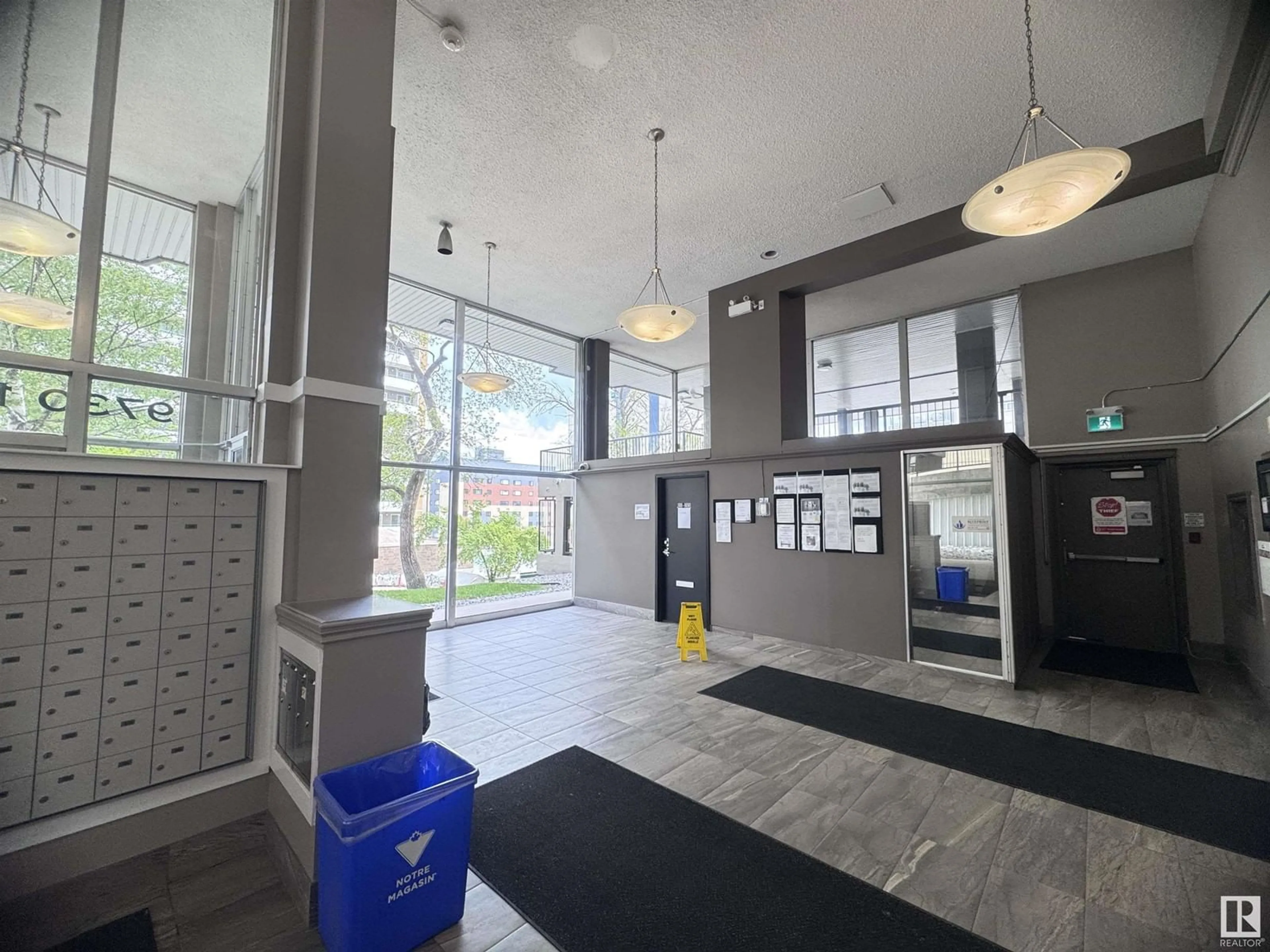 Indoor foyer for 505 - 9730 106 ST NW, Edmonton Alberta T5K1B7