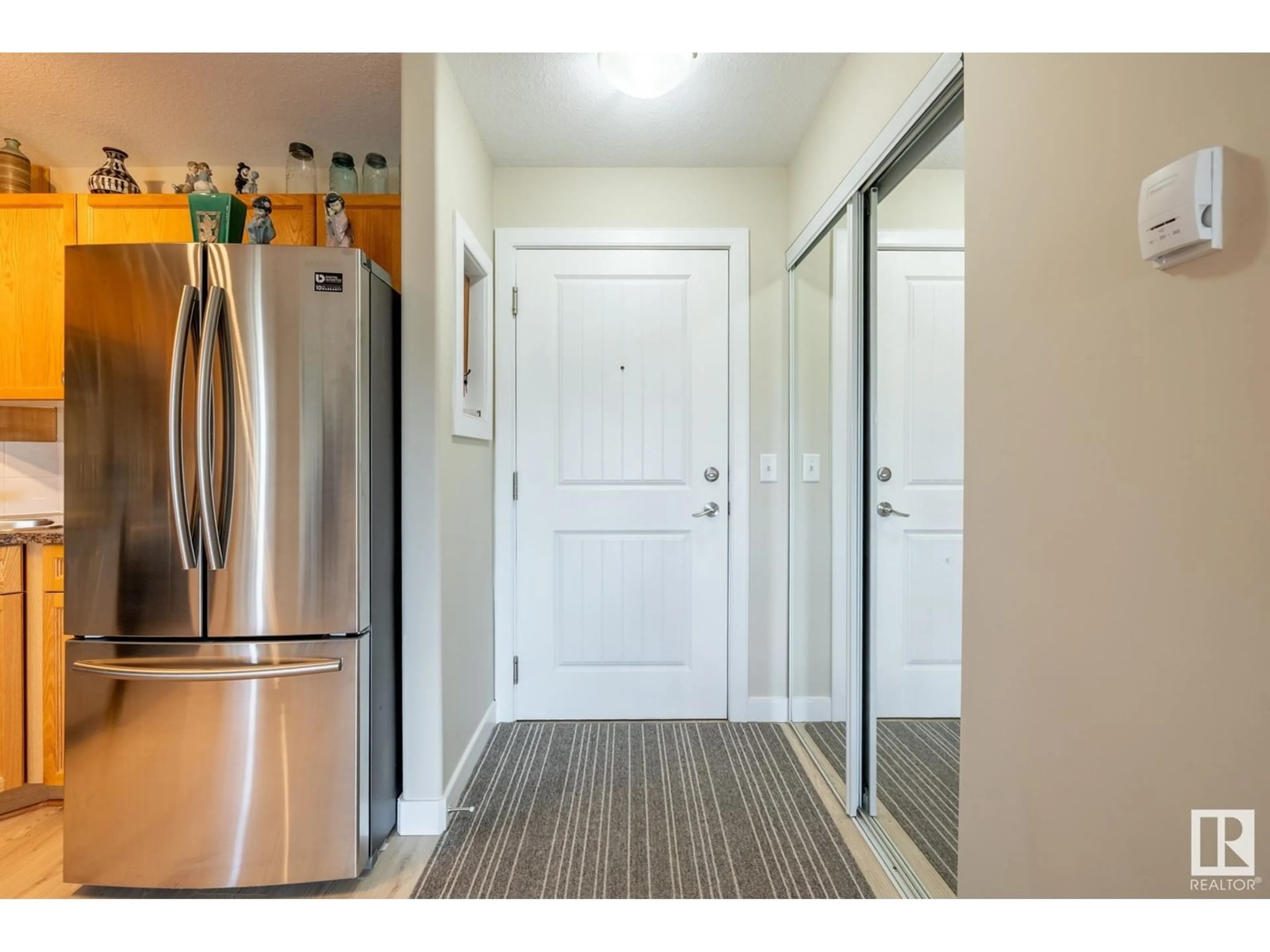 Indoor entryway for #219 - 240 SPRUCE RIDGE RD, Spruce Grove Alberta T7X0G5