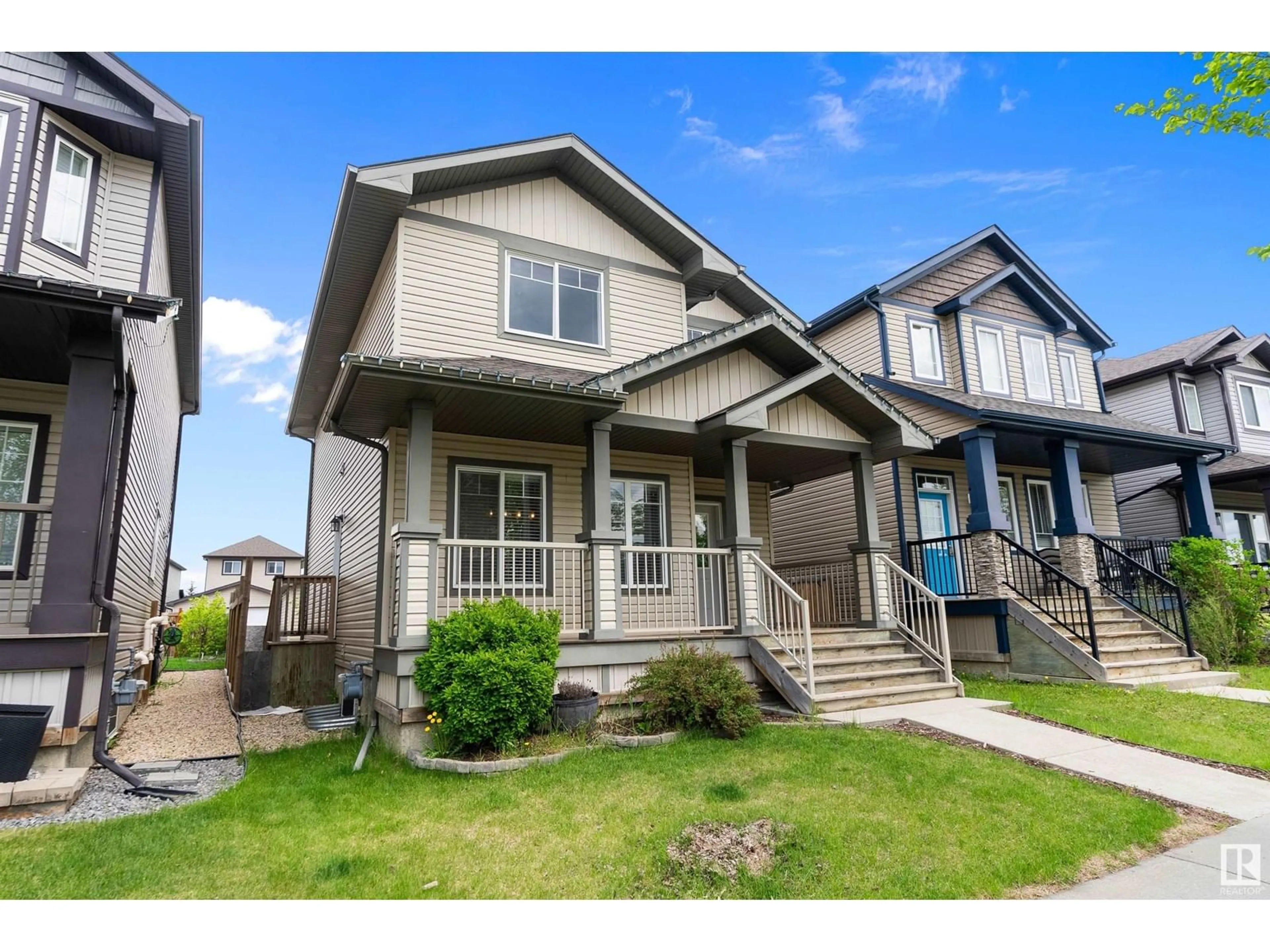 Home with vinyl exterior material, street for 307 SHERIDAN WY, Leduc Alberta T9E8R9