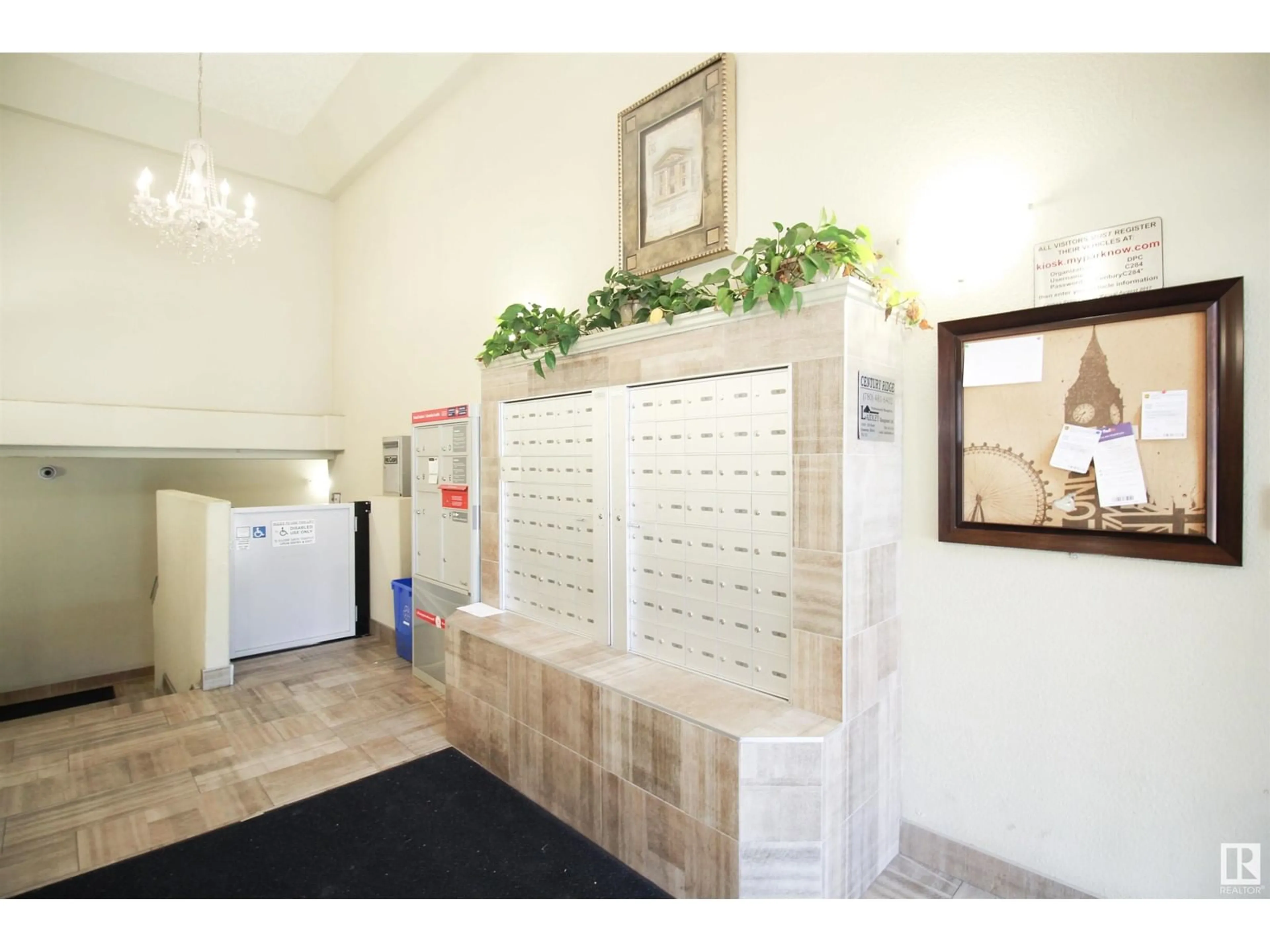 Indoor foyer for 301 - 9945 167 ST, Edmonton Alberta T5P0K5