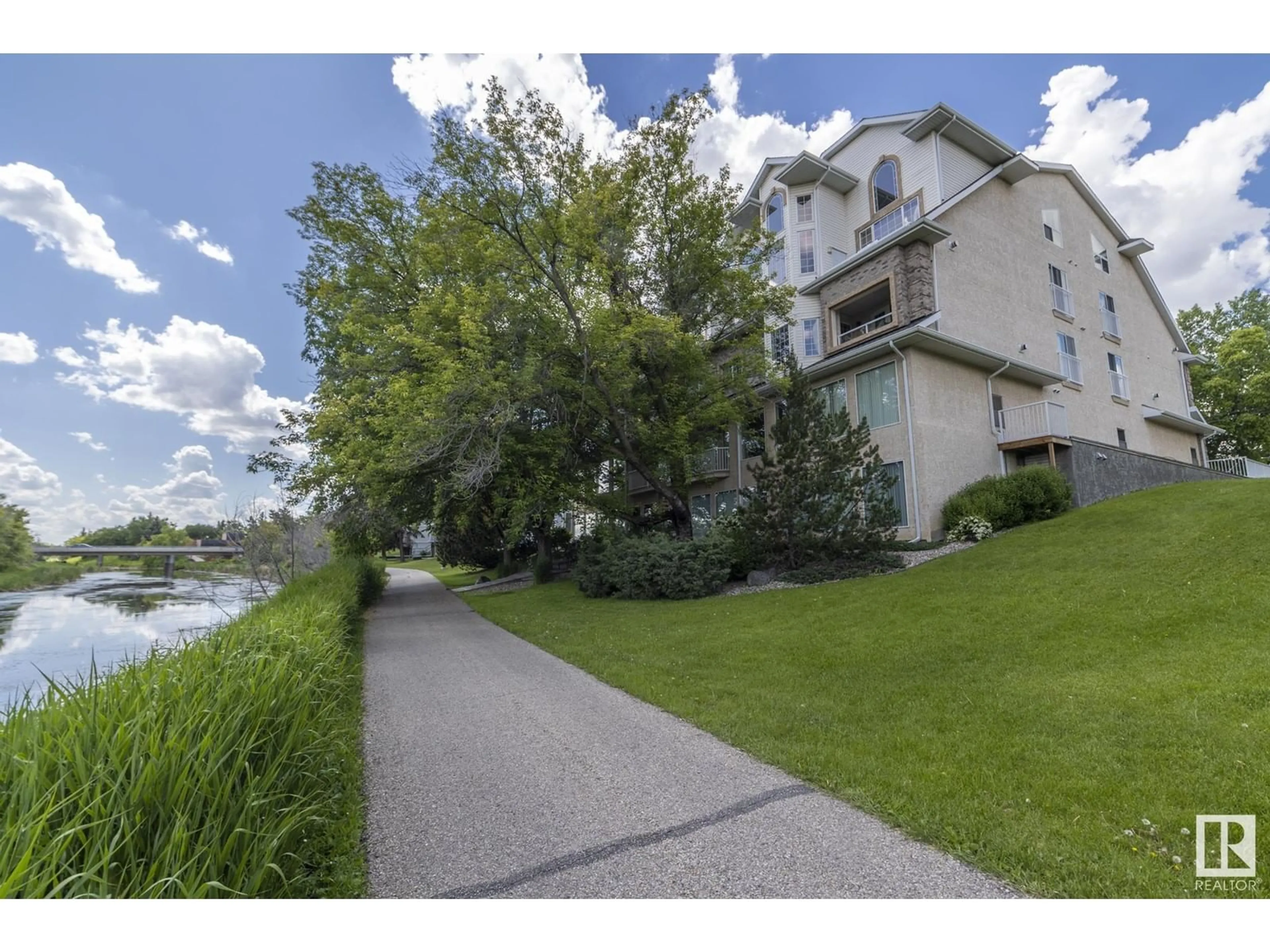 Unknown for #304 - 14 MISSION AV, St. Albert Alberta T8N1H4