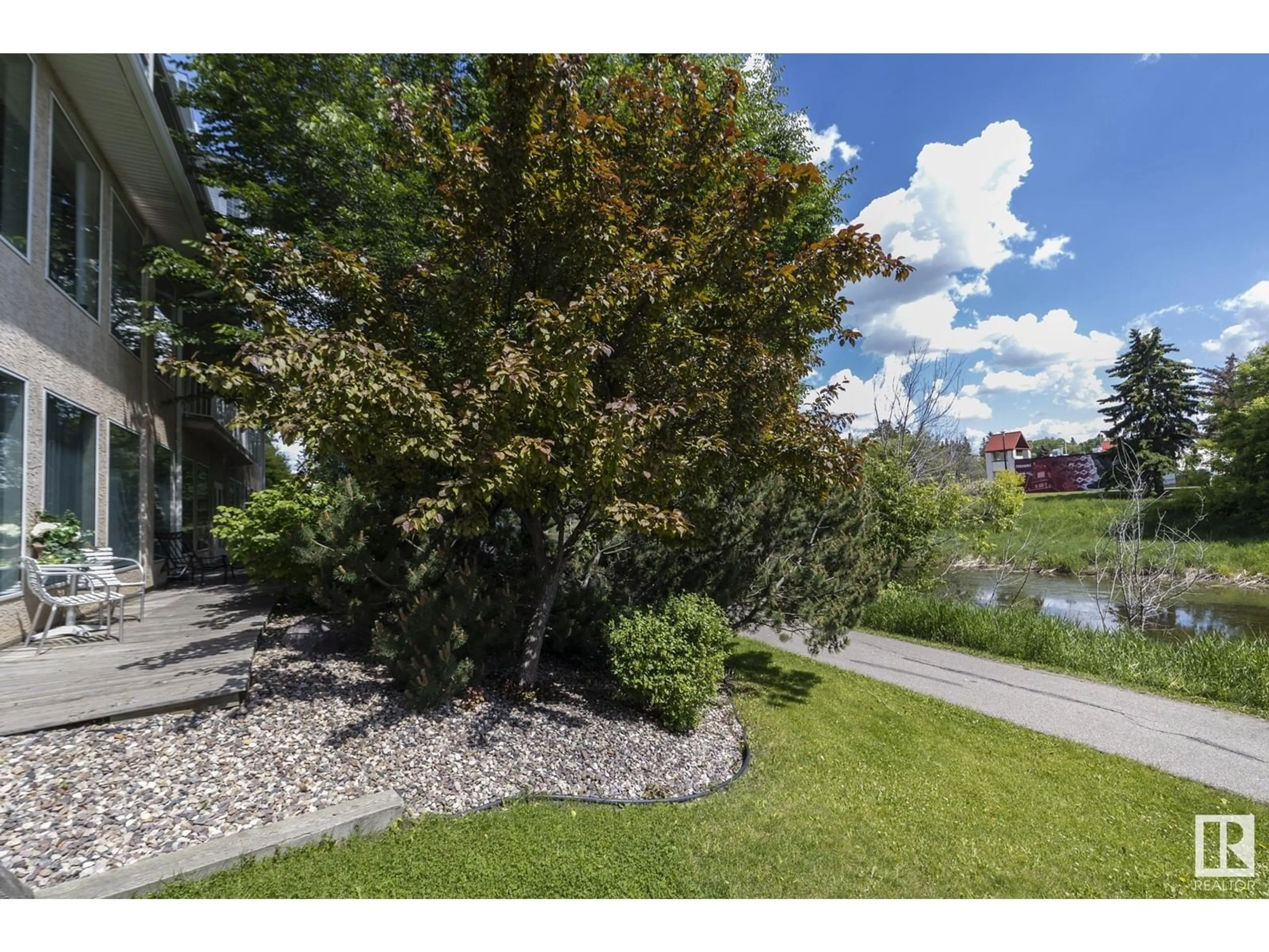 A pic from outside/outdoor area/front of a property/back of a property/a pic from drone, water/lake/river/ocean view for #304 - 14 MISSION AV, St. Albert Alberta T8N1H4