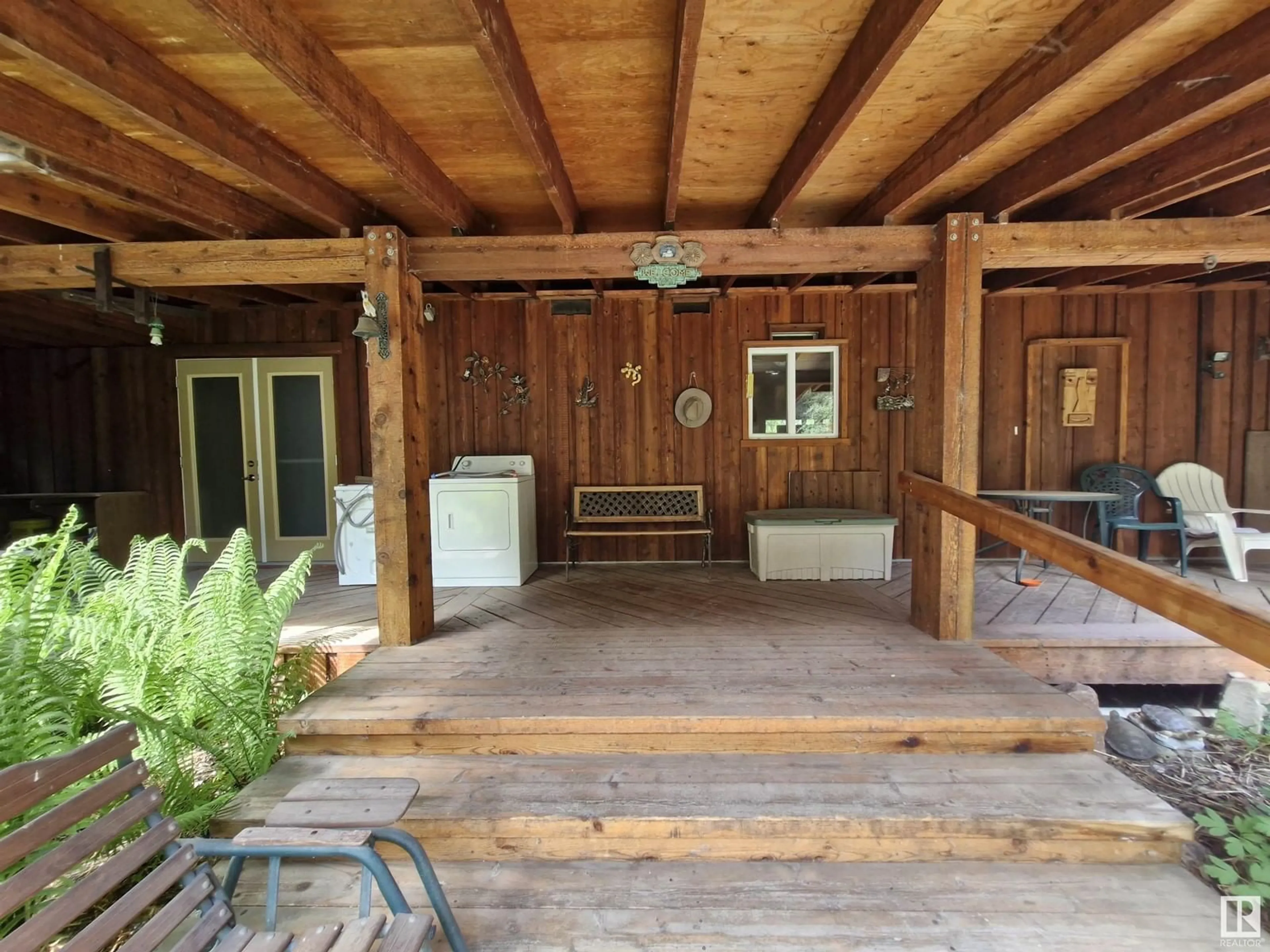 Patio, unknown for 2246 TWP RD 490, Rural Leduc County Alberta T0C2M0