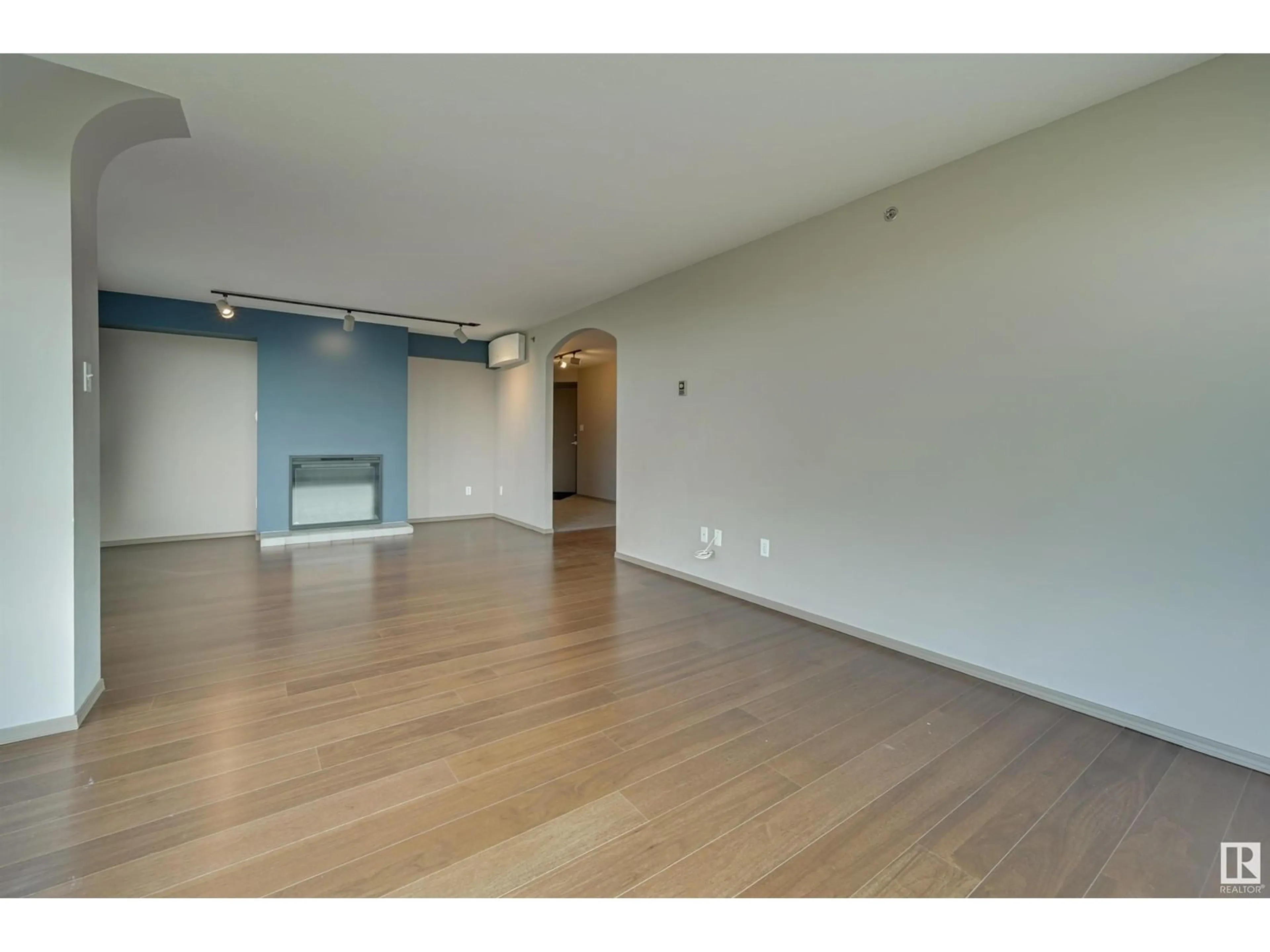 A pic of a room for 1701 - 10731 SASKATCHEWAN DR, Edmonton Alberta T6E6H1