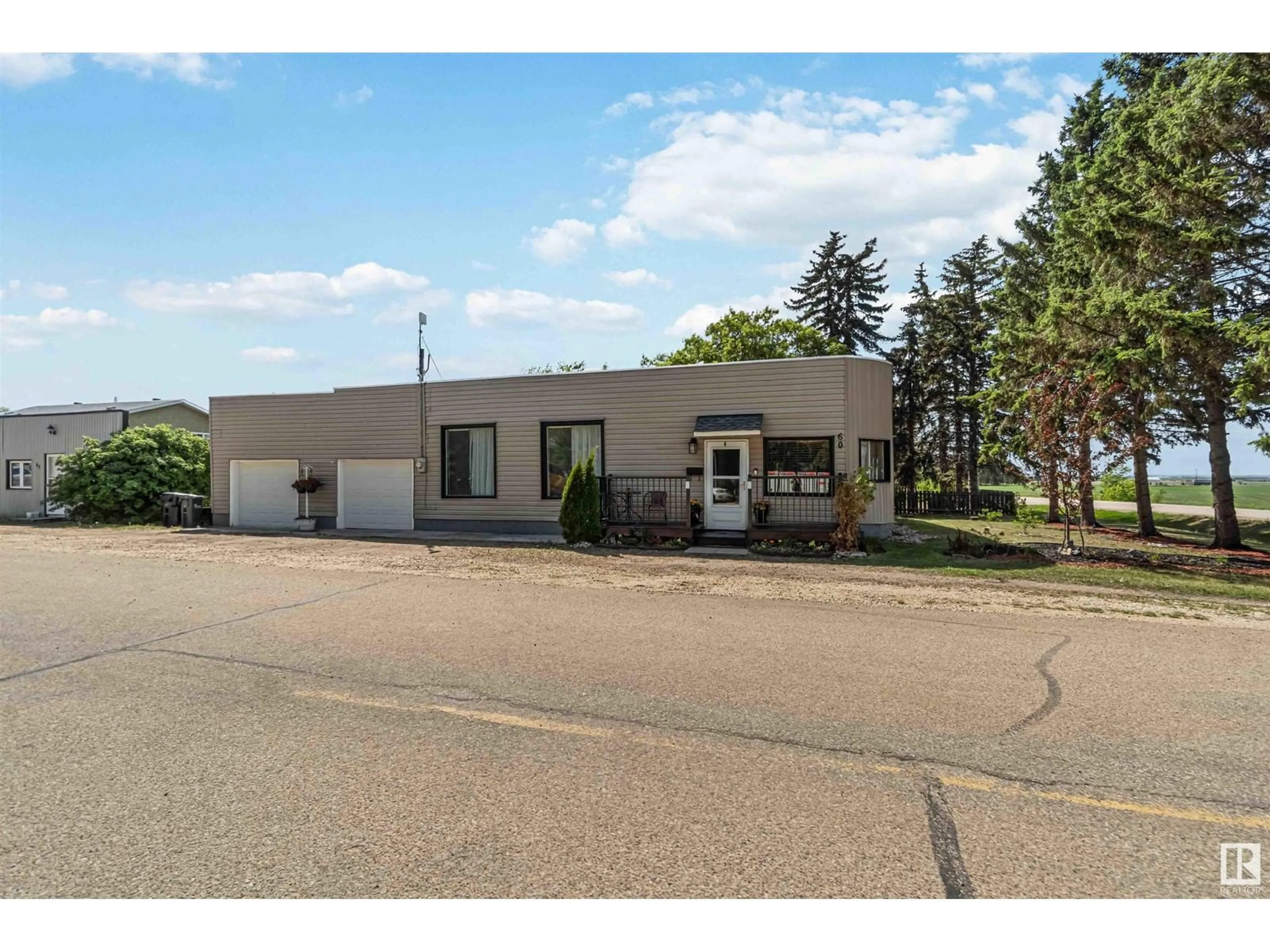 Unknown for 60 54569 RGE ROAD 215, Josephburg Alberta T8L4B9
