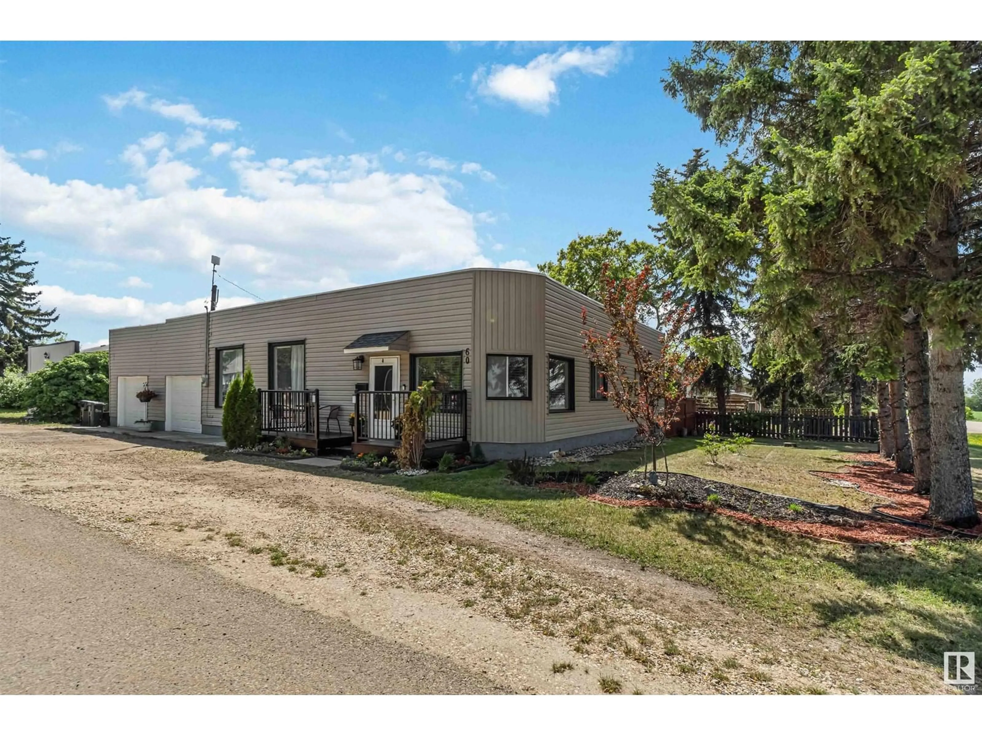 Unknown for 60 54569 RGE ROAD 215, Josephburg Alberta T8L4B9