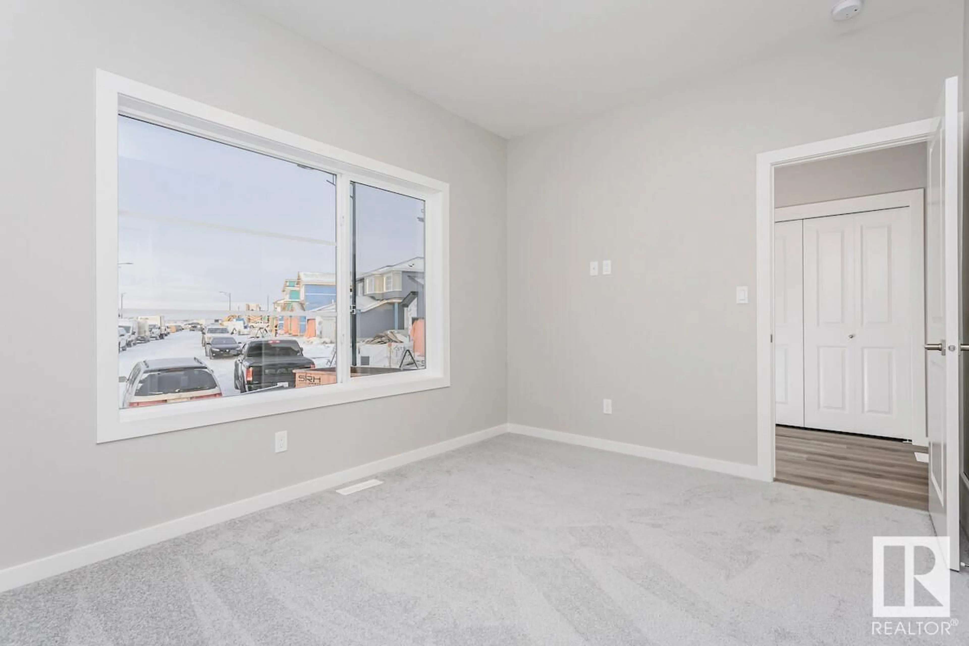 A pic of a room for 774 MATTSON DR, Edmonton Alberta T6X1A3