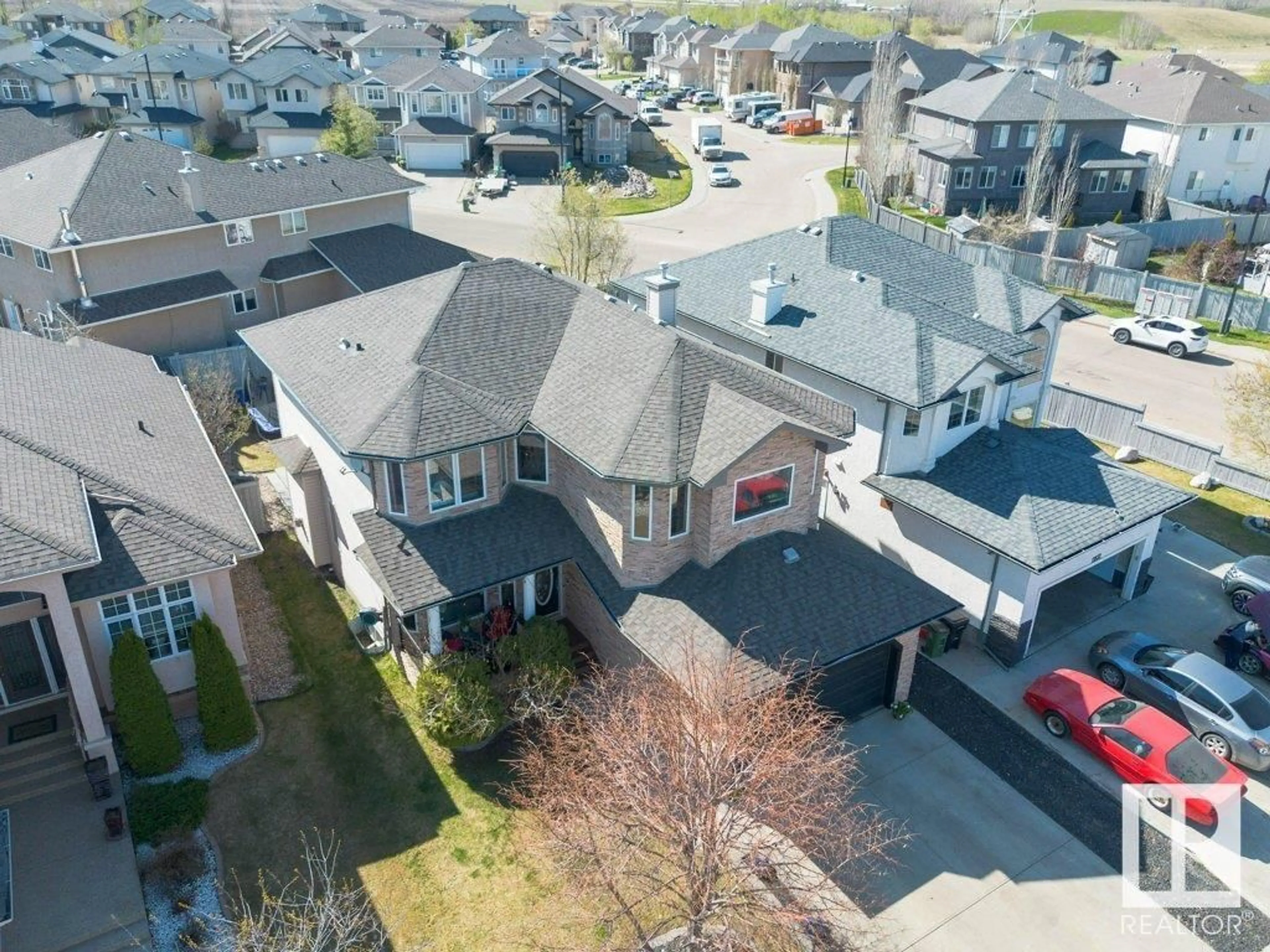 A pic from outside/outdoor area/front of a property/back of a property/a pic from drone, street for 17828 109 ST, Edmonton Alberta T5X6K5