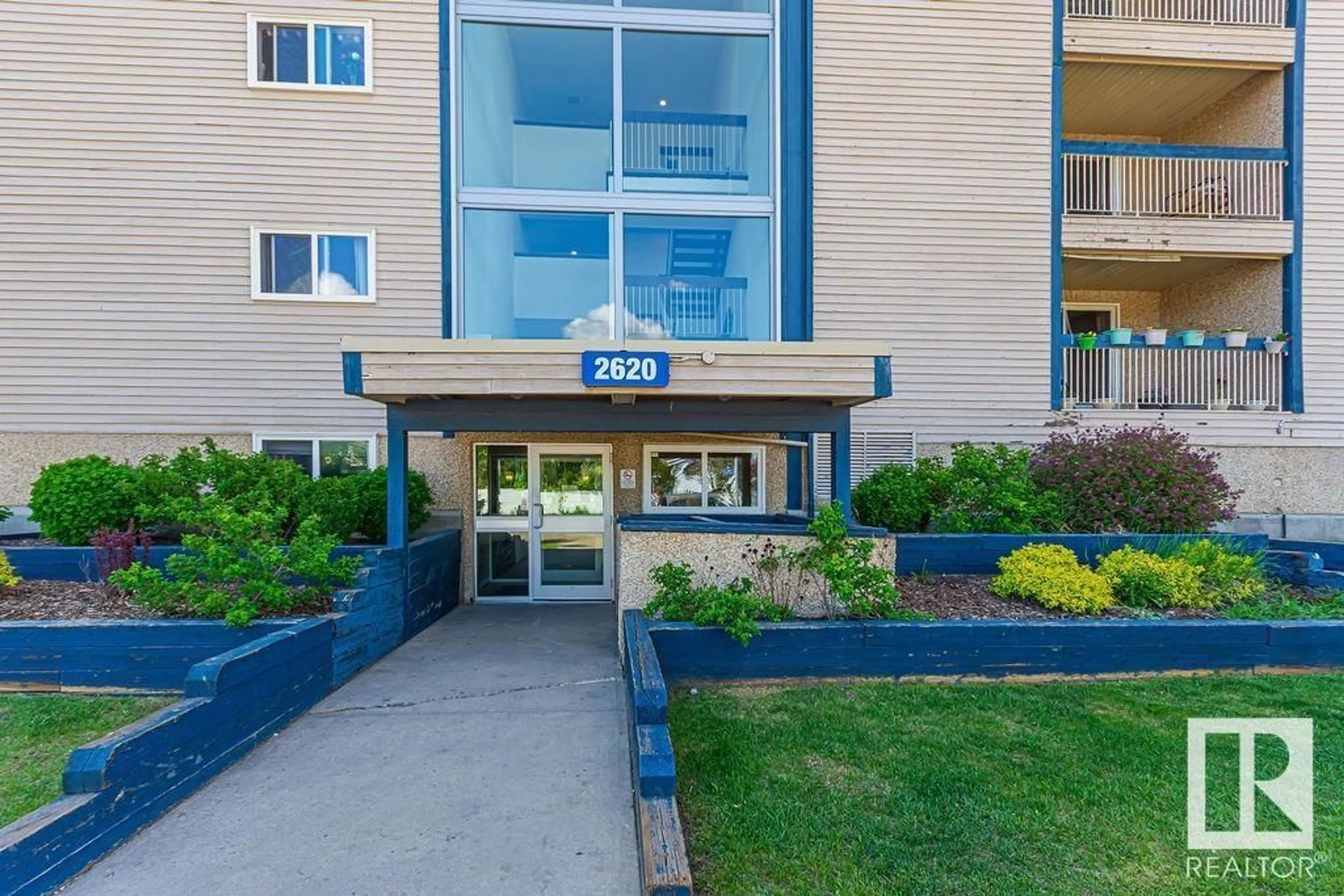 Patio, unknown for #112 - 2620 MILL WOODS E, Edmonton Alberta T6L5K6