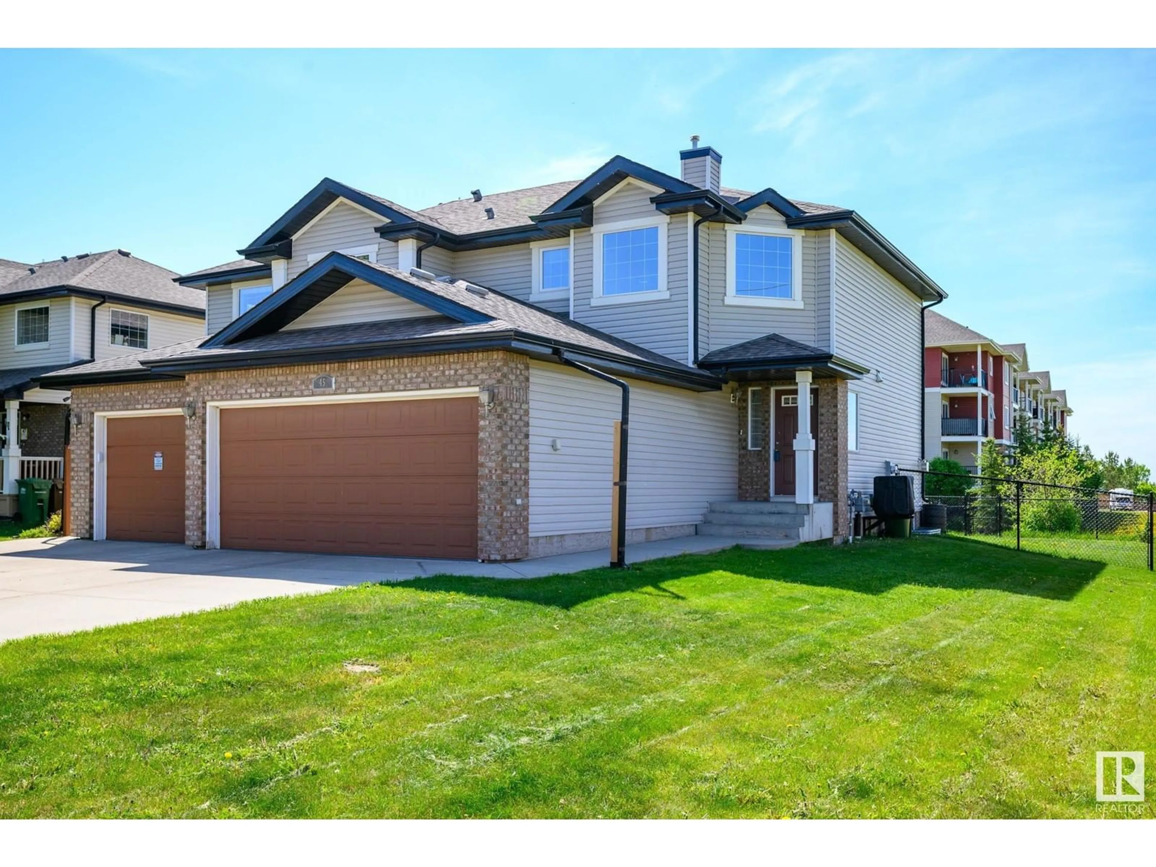 Home with vinyl exterior material, street for 45 NEVIS CL, St. Albert Alberta T8N0R6