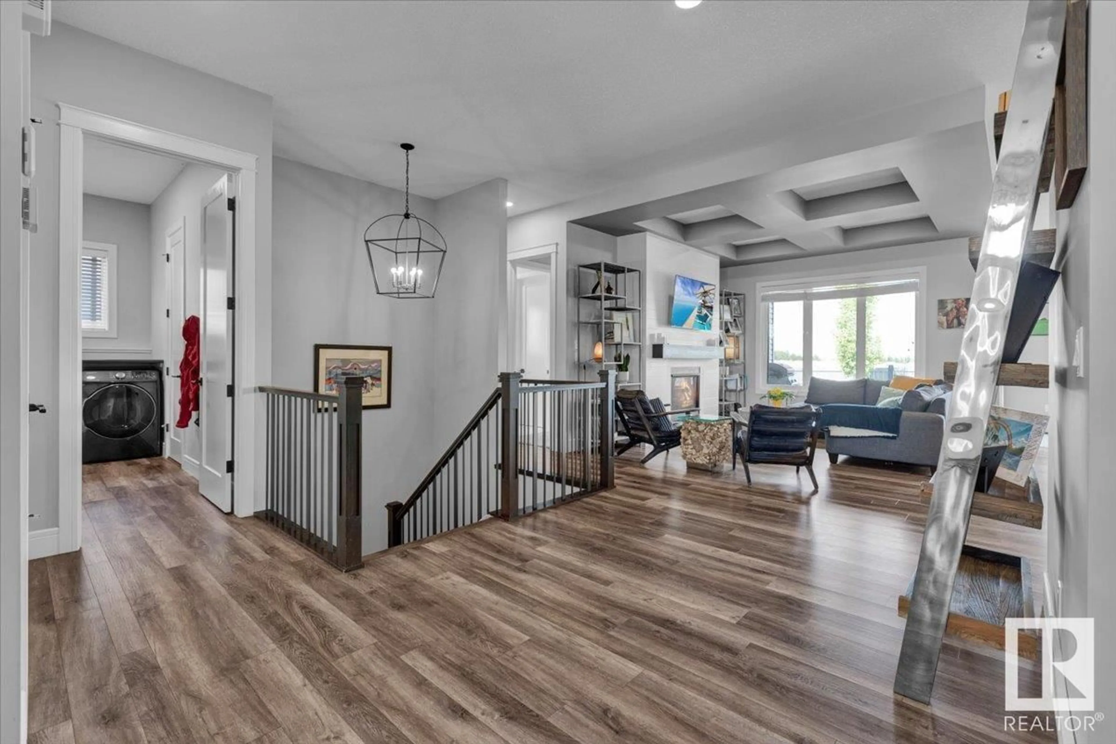 Indoor entryway for 1148 GENESIS LAKE BV, Stony Plain Alberta T7X0K5