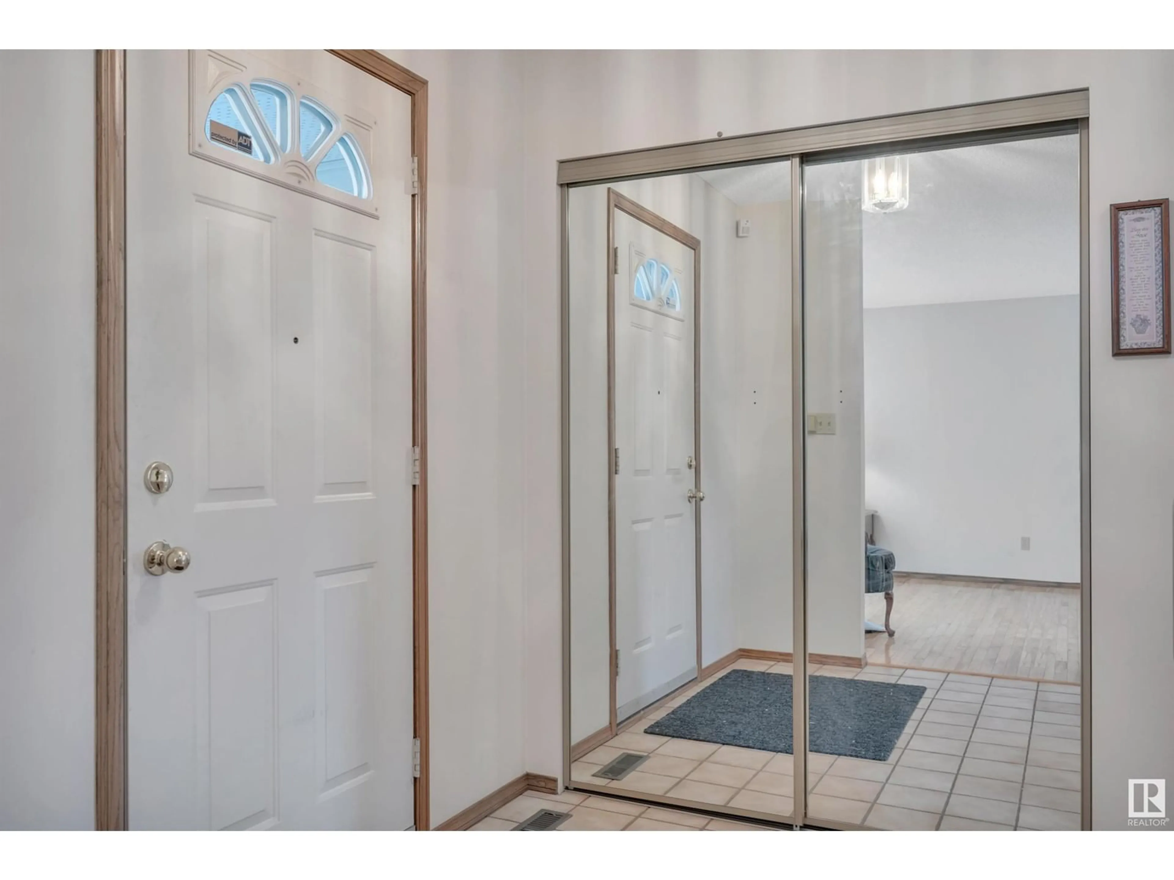 Indoor entryway for NW - 17424 100 ST, Edmonton Alberta T5X5V7