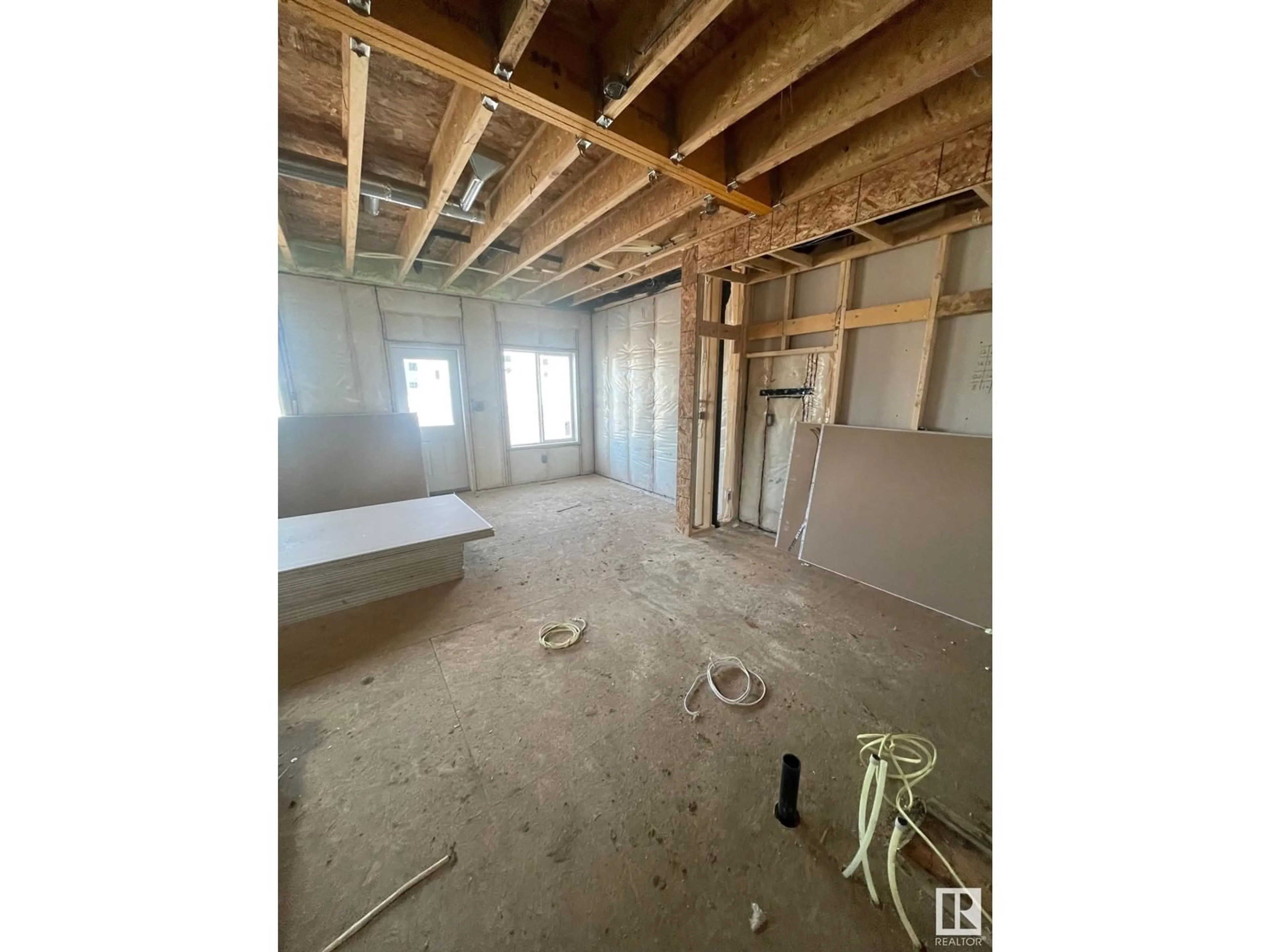 A pic of a room for 9106 ELVES LO, Edmonton Alberta T6M3G2