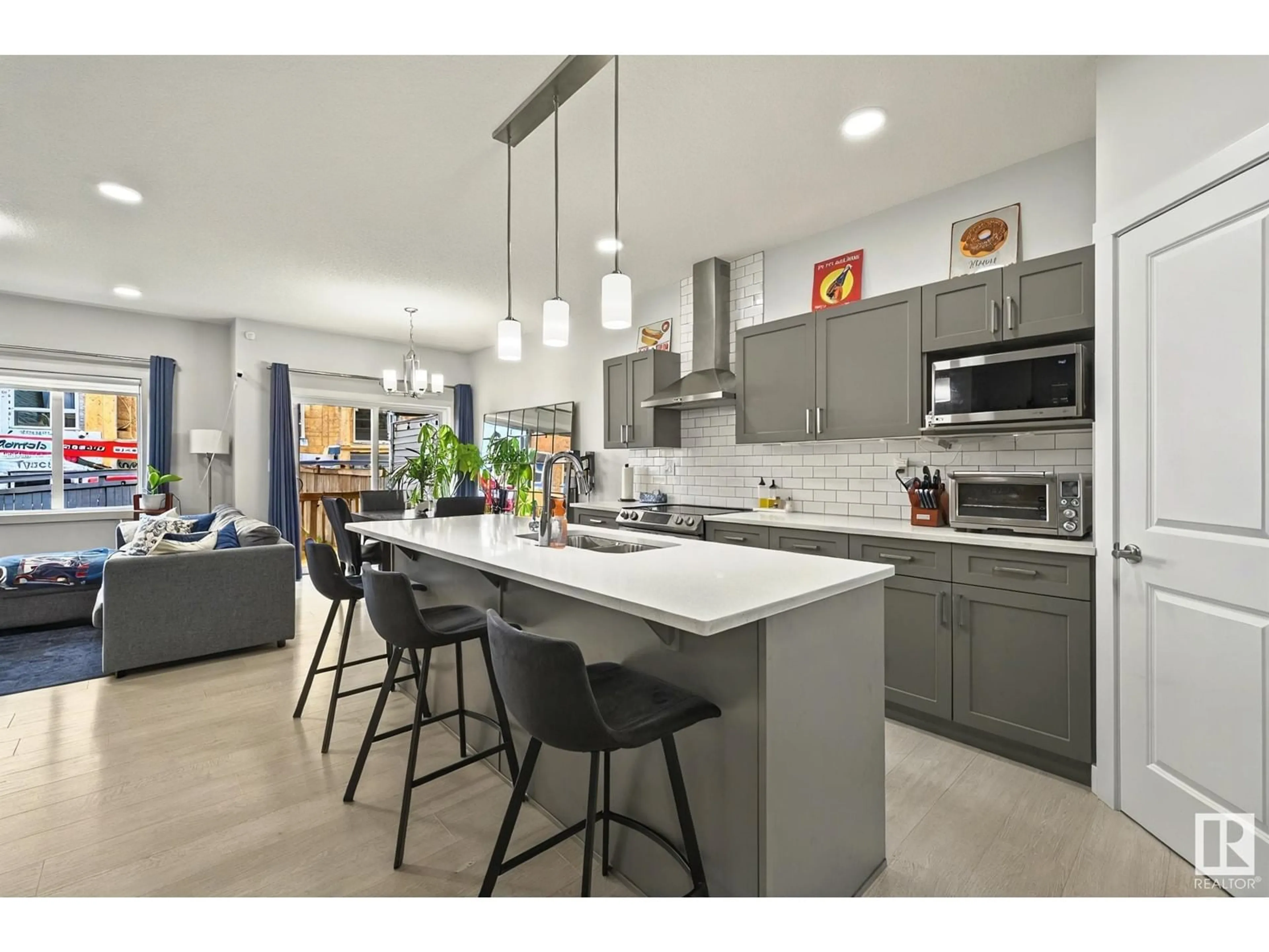 Open concept kitchen, ceramic/tile floor for 918 DANIELS LO, Edmonton Alberta T6W4C8