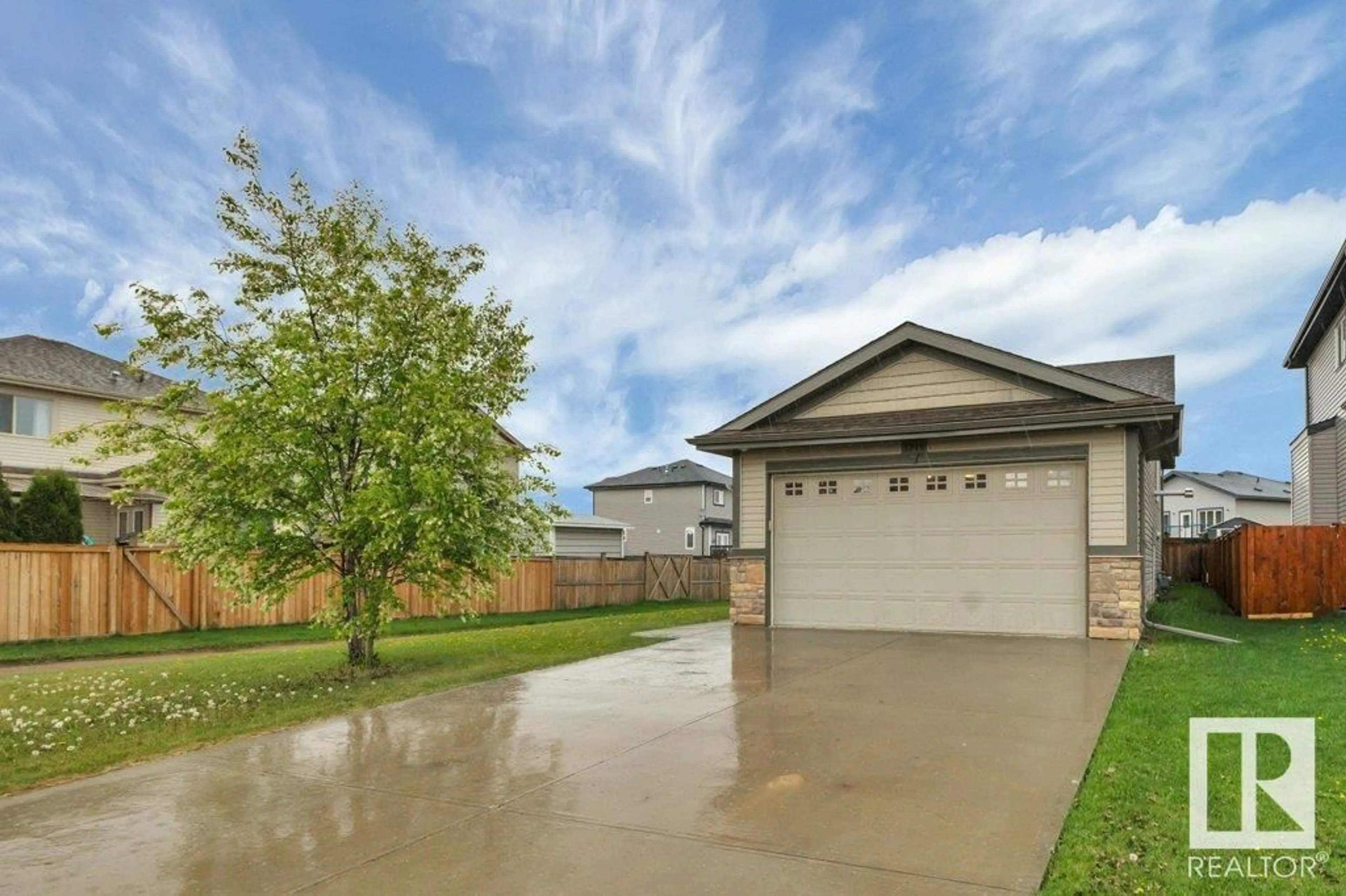 Unknown for 5240 47 AV, Calmar Alberta T0C0V0