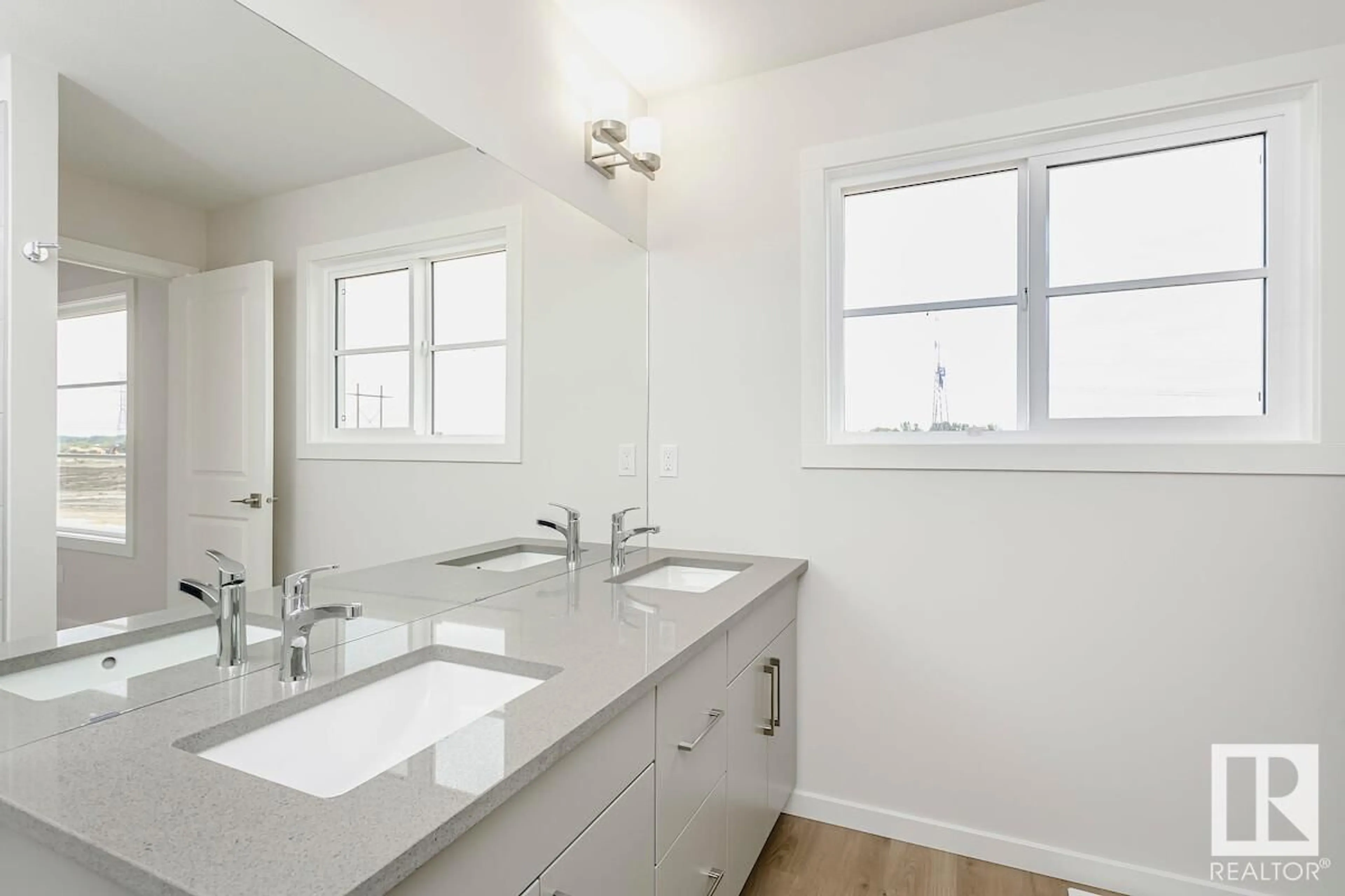 Standard bathroom, unknown for 39 GAMBEL LO, Spruce Grove Alberta T7X0C9