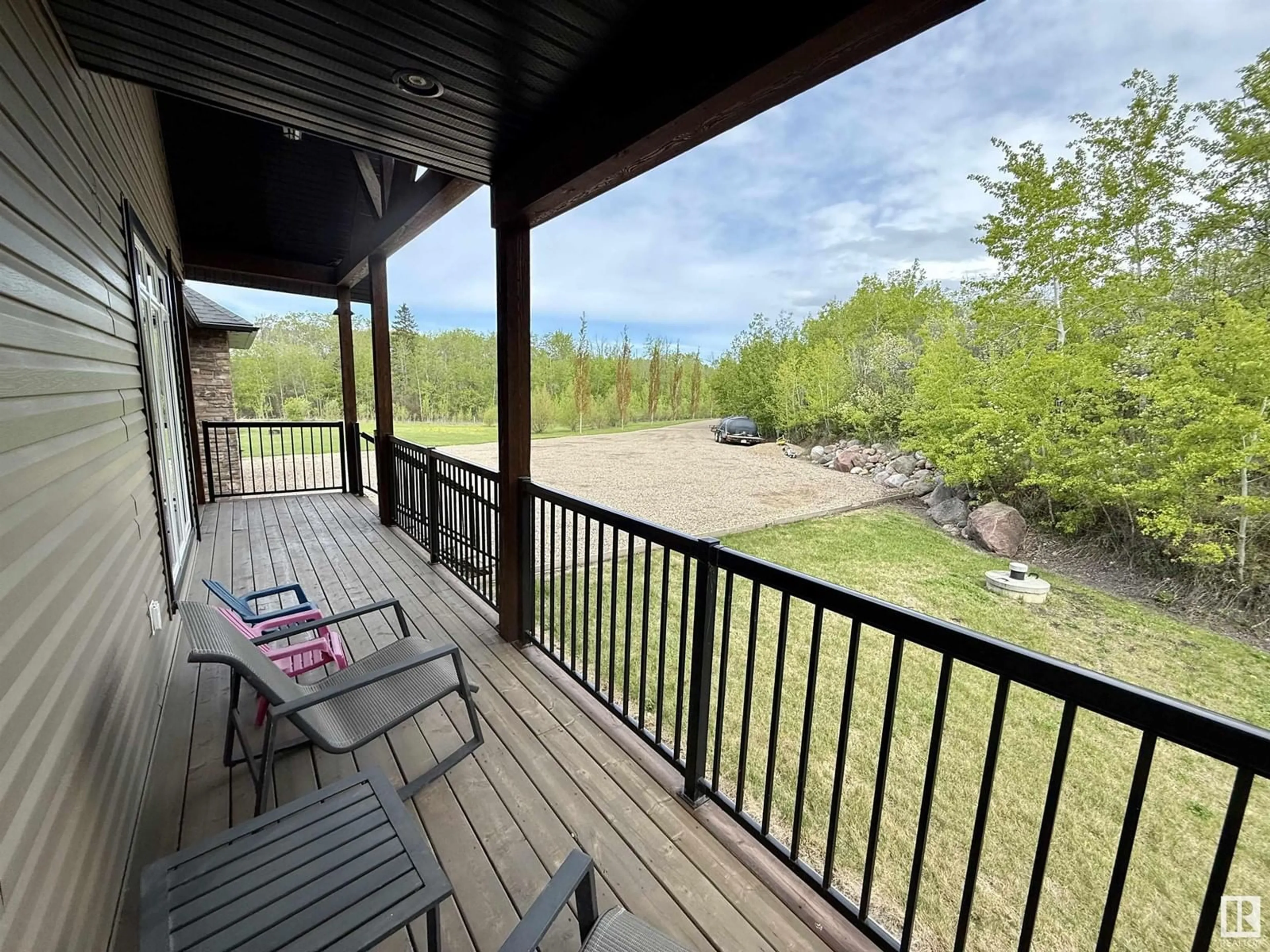 Patio, water/lake/river/ocean view for 9507 TWP RD 584, Rural St. Paul County Alberta T0A3A0
