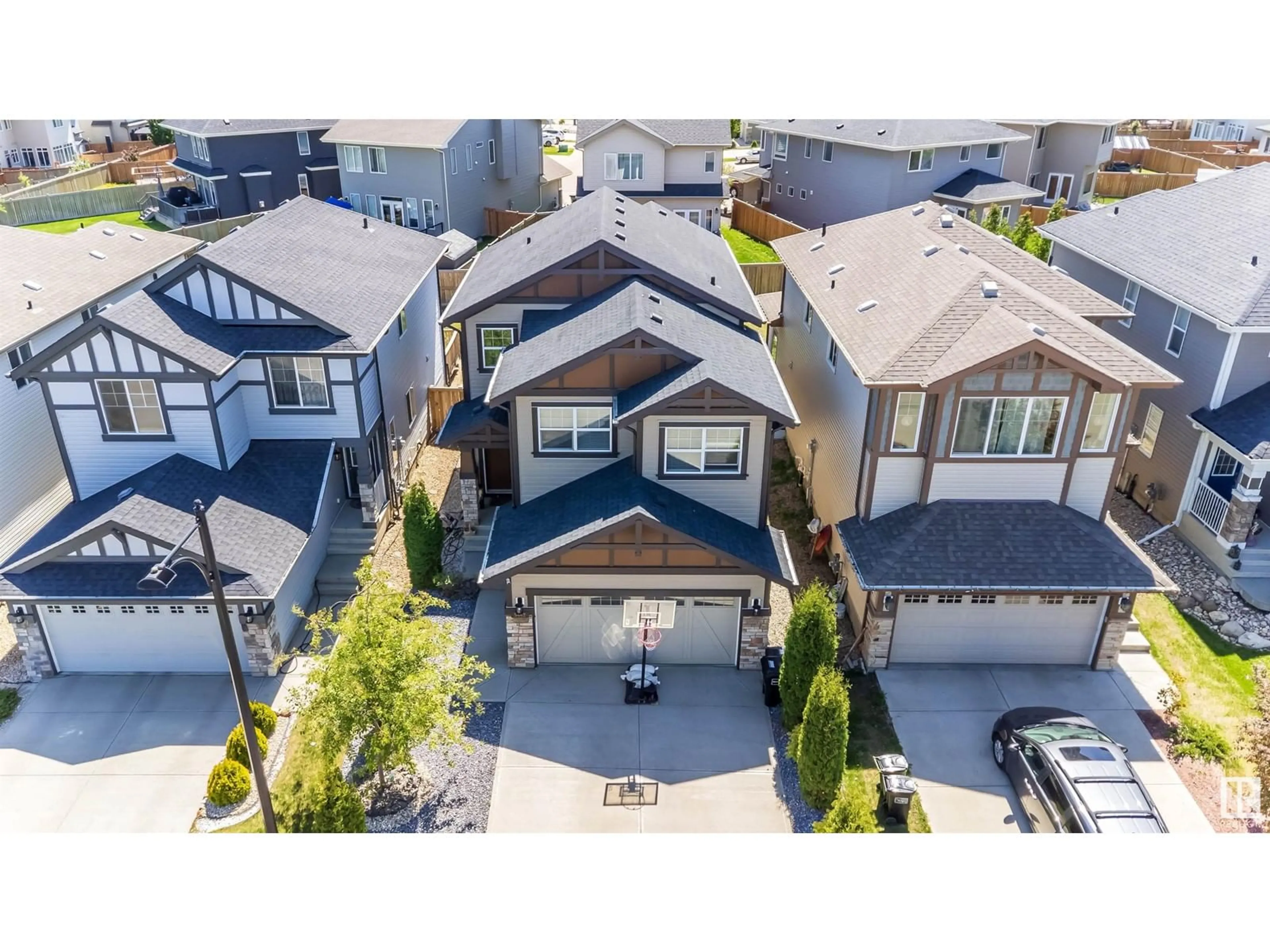 A pic from outside/outdoor area/front of a property/back of a property/a pic from drone, street for SW - 5462 ALLBRIGHT SQUARE, Edmonton Alberta T6W3H6