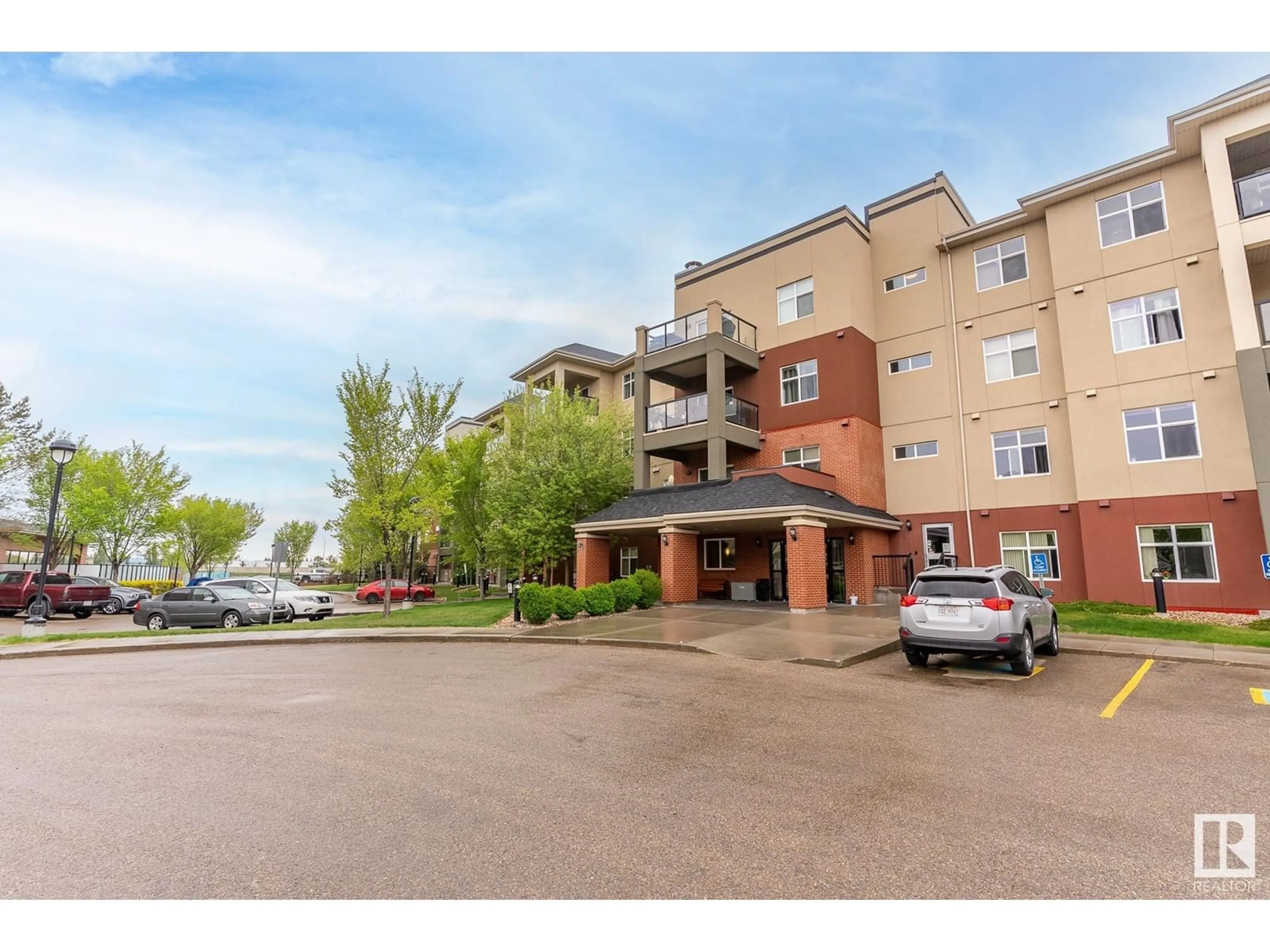 Patio, unknown for #437 - 7825 71 ST, Edmonton Alberta T6B3R9