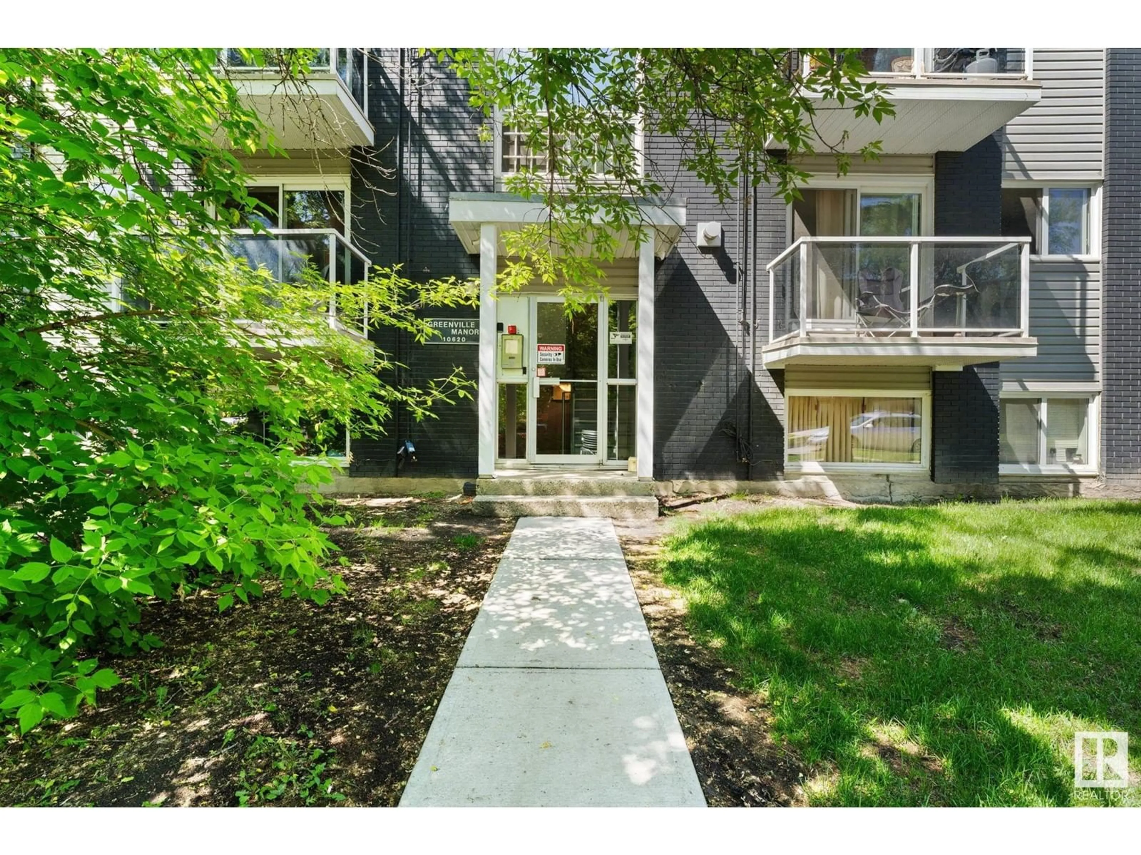 Patio, unknown for 9 - 10620 122 ST NW, Edmonton Alberta T5N1M8