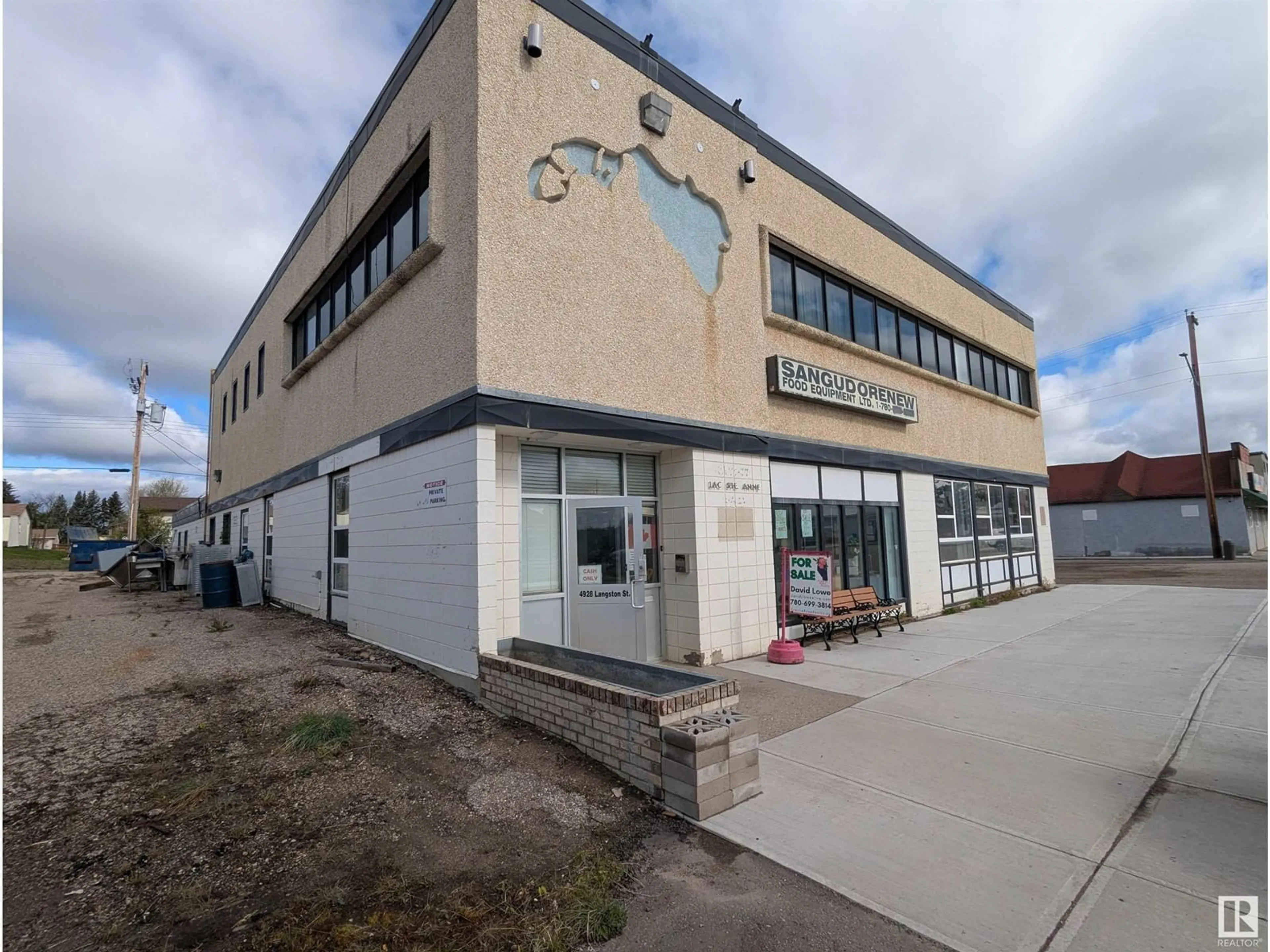 A pic from outside/outdoor area/front of a property/back of a property/a pic from drone, building for 4928 50 ST, Sangudo Alberta T0E2A0