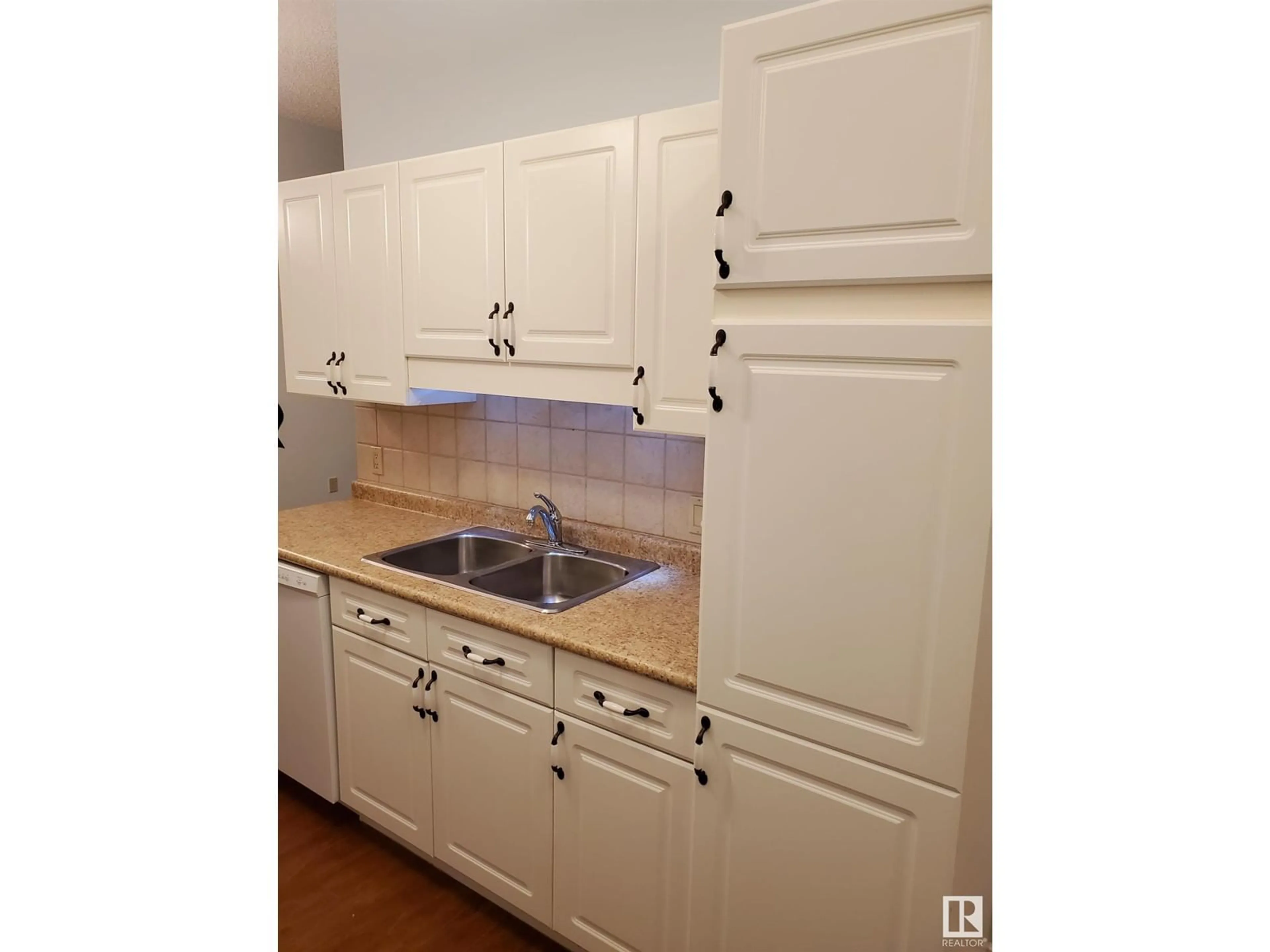 Standard kitchen, wood/laminate floor for #104 - 11446 40 AV, Edmonton Alberta T6J0R5