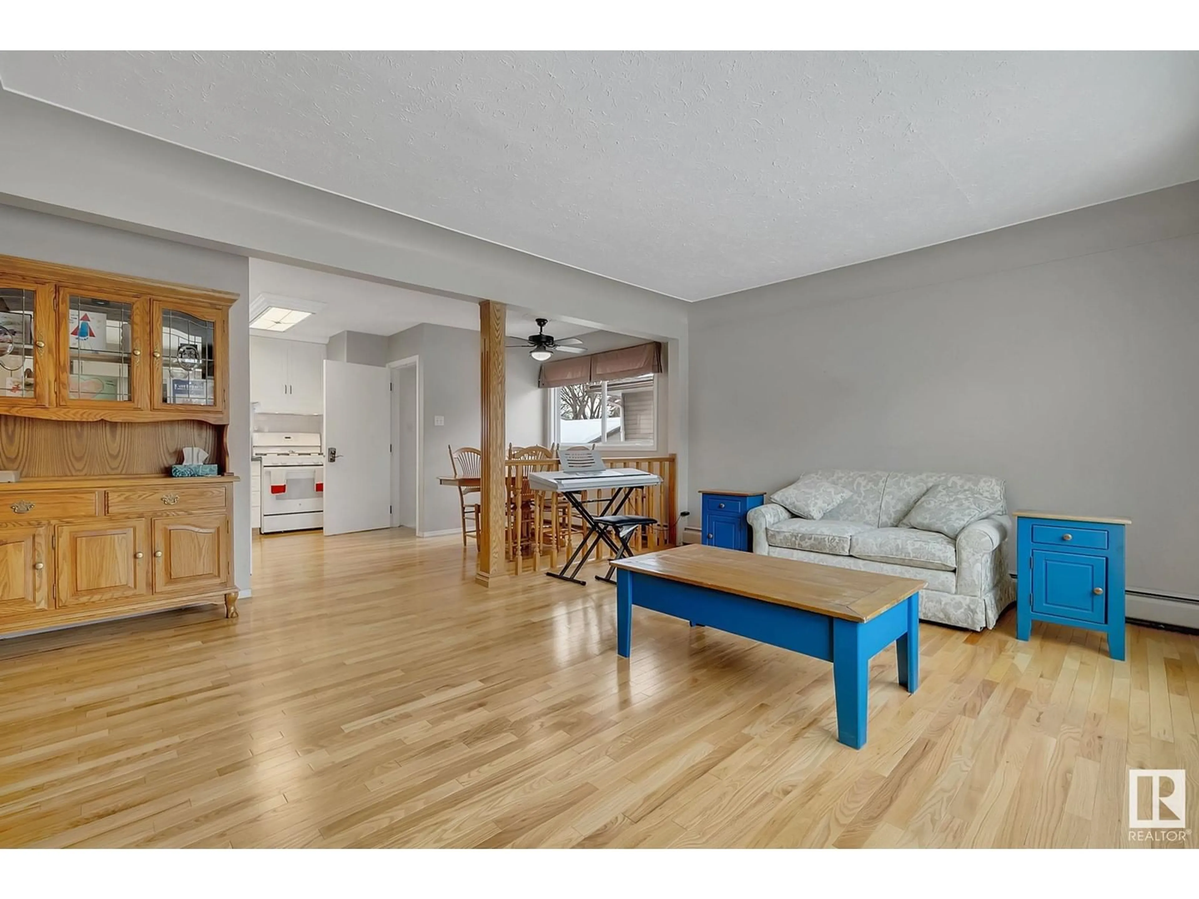 Unknown for 5121 118 AV, Edmonton Alberta T5W1C1