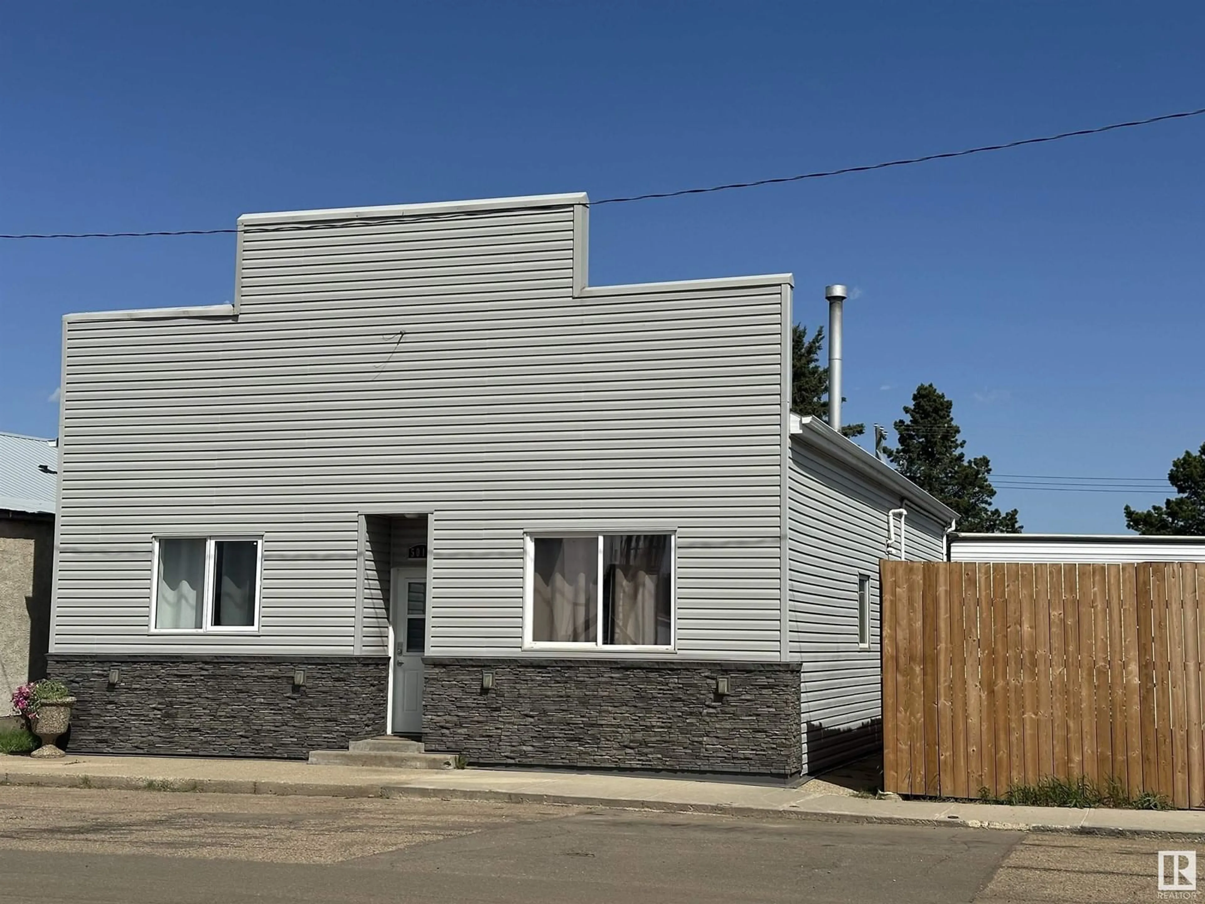 Unknown for 5015 50 ST, Waskatenau Alberta T0A3P0