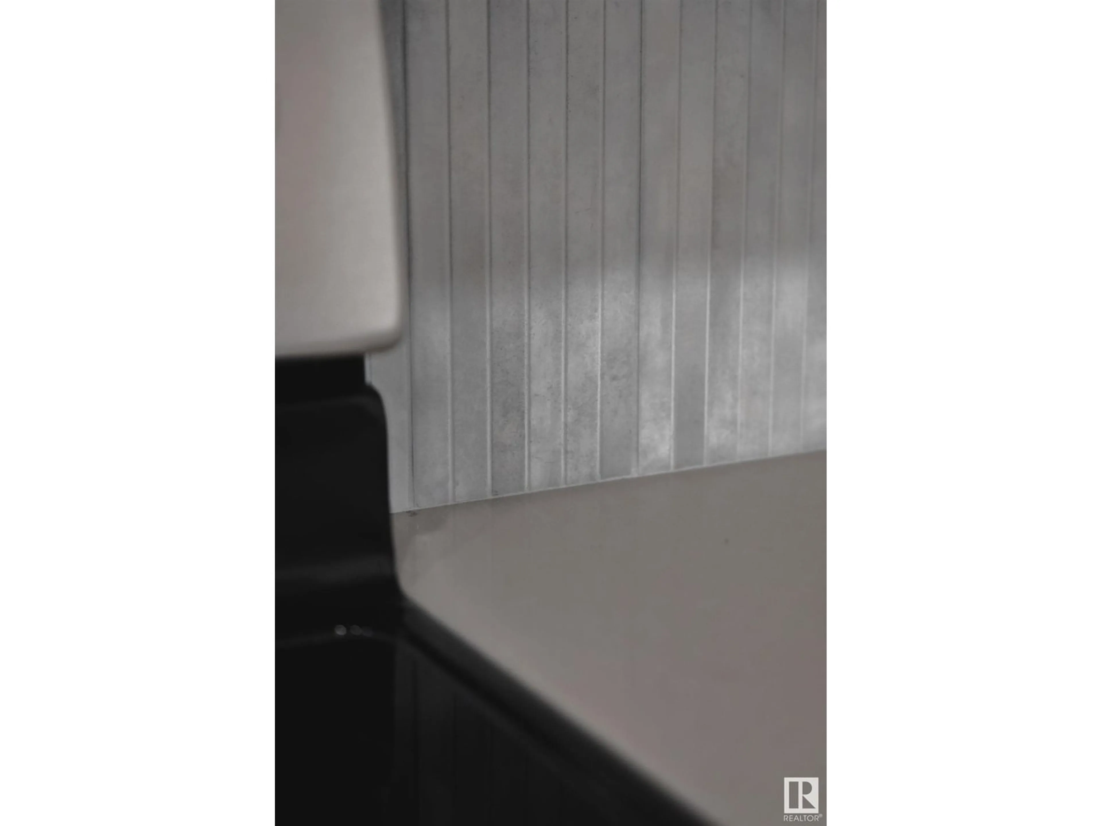 A pic of a room for 8522 80 AV NW, Edmonton Alberta T6C0W3