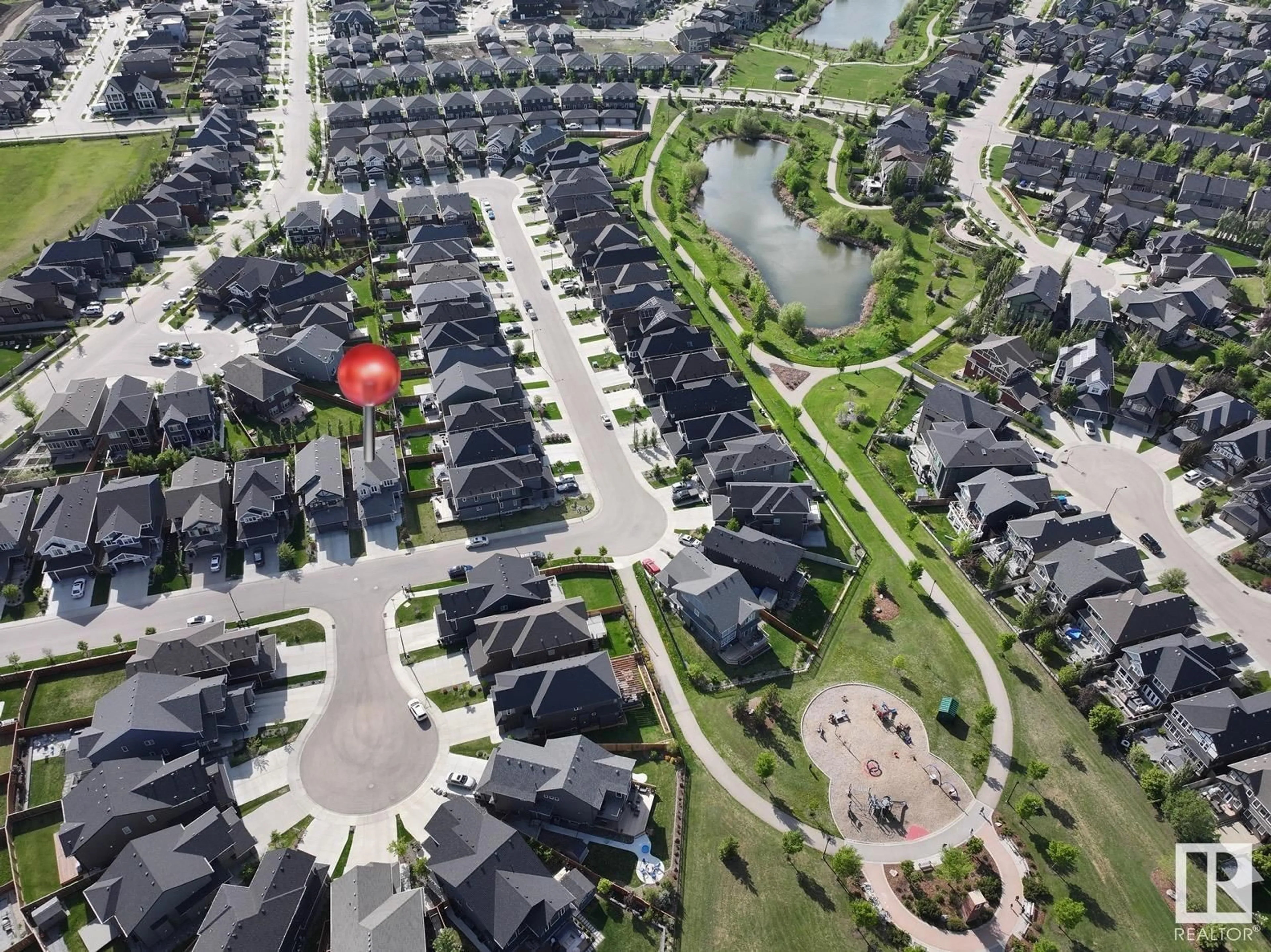 A pic from outside/outdoor area/front of a property/back of a property/a pic from drone, street for 5718 KEEPING CR, Edmonton Alberta T6W4K4