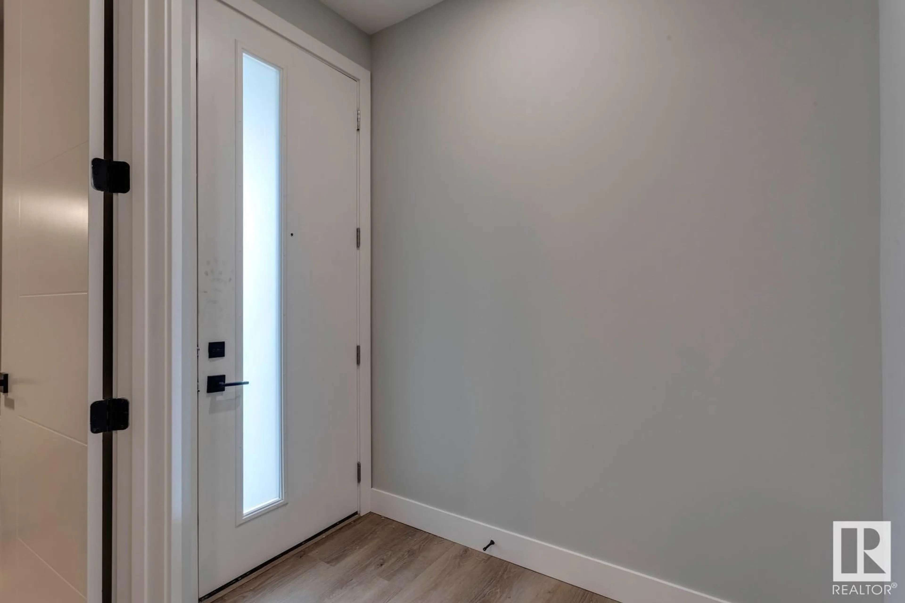 Indoor entryway for 3612 TRIOMPHE BV, Beaumont Alberta T4X3A7