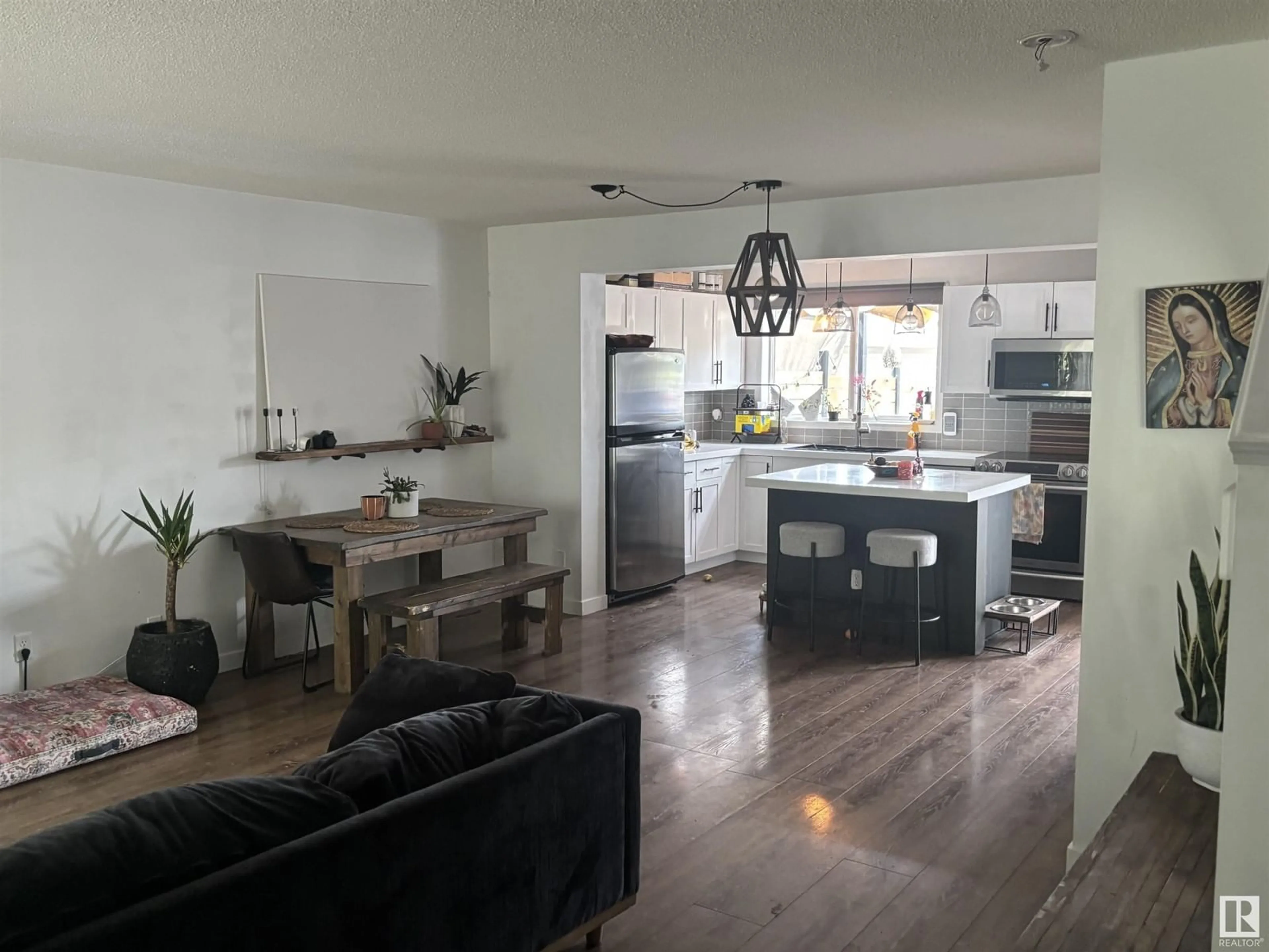 Open concept kitchen, unknown for SW - 9132 SHAW WY, Edmonton Alberta T6X0S4
