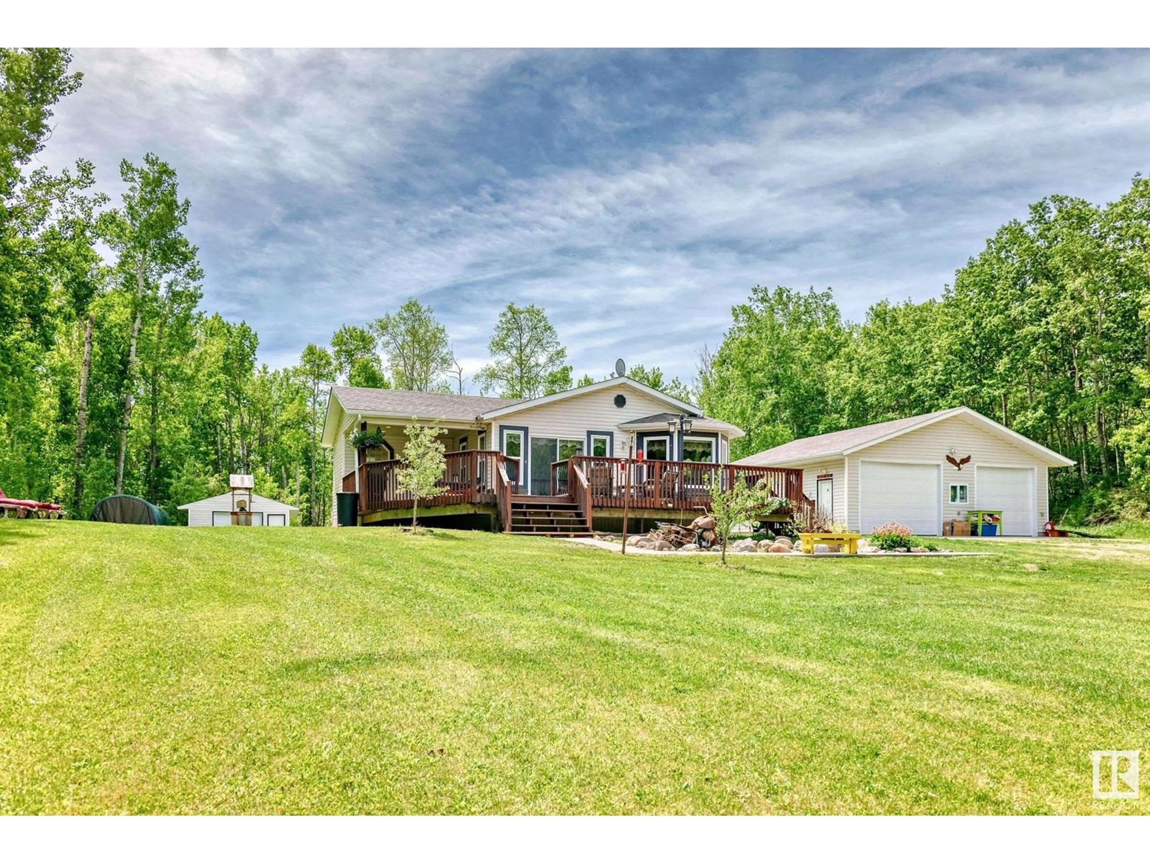 A pic from outside/outdoor area/front of a property/back of a property/a pic from drone, water/lake/river/ocean view for 326 53319 RGE ROAD 31, Rural Parkland County Alberta T7Y0E3
